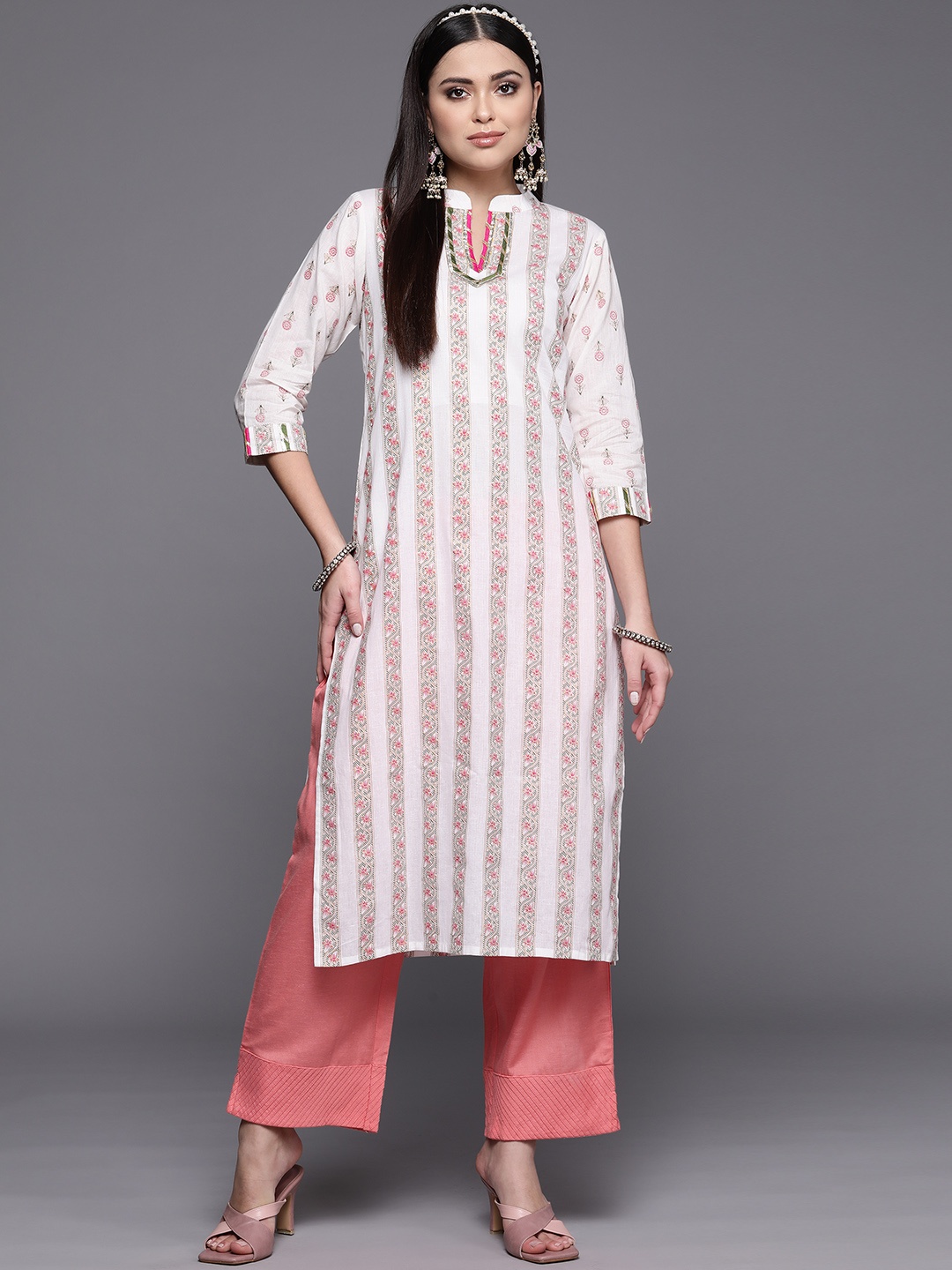 

Ahalyaa Women Off White & Pink Floral Striped Kurta