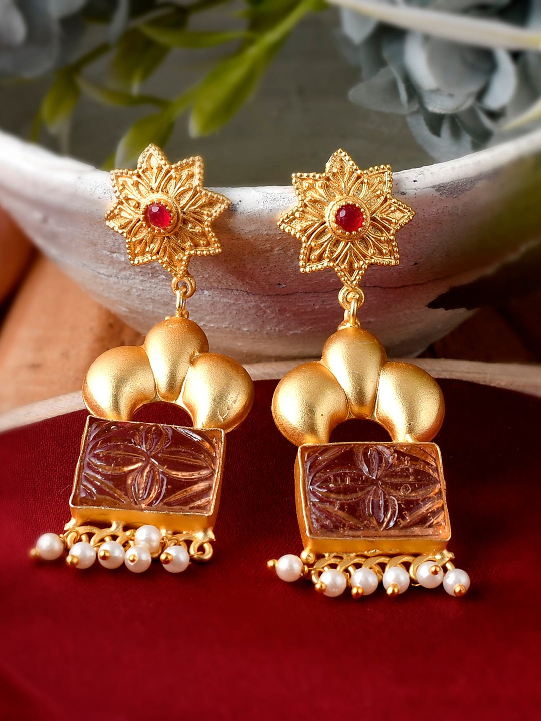 

DASTOOR Gold-Toned & Red Contemporary Jhumkas Earrings