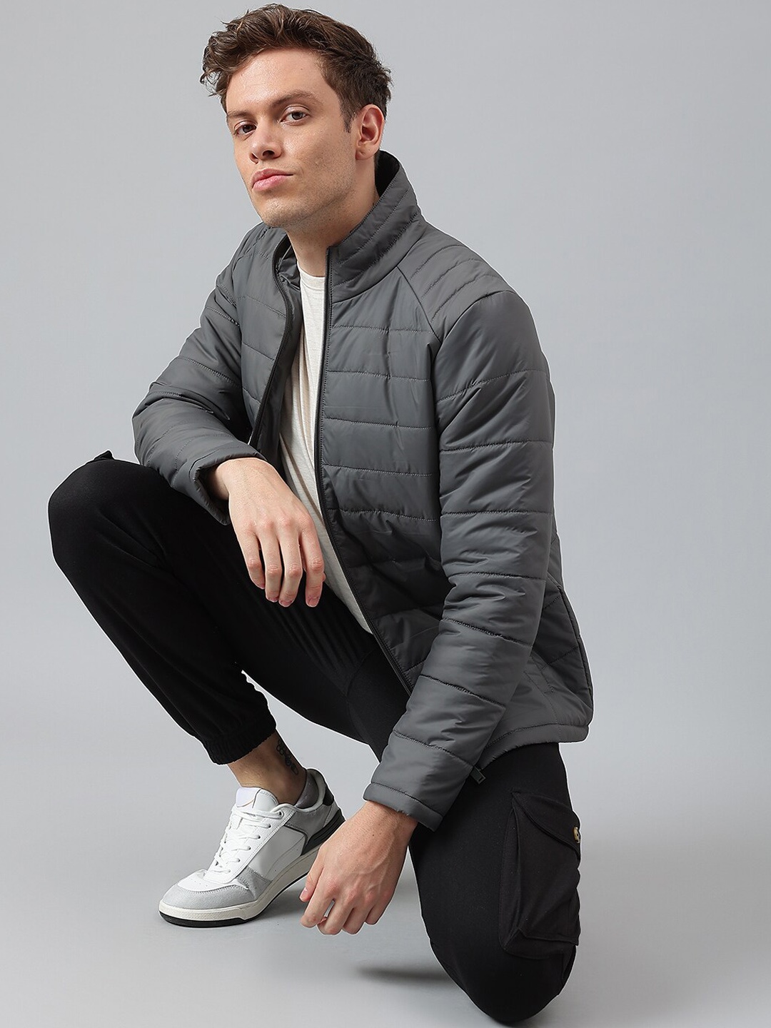 

Hubberholme Men Charcoal Lightweight Regular Puffer Jacket