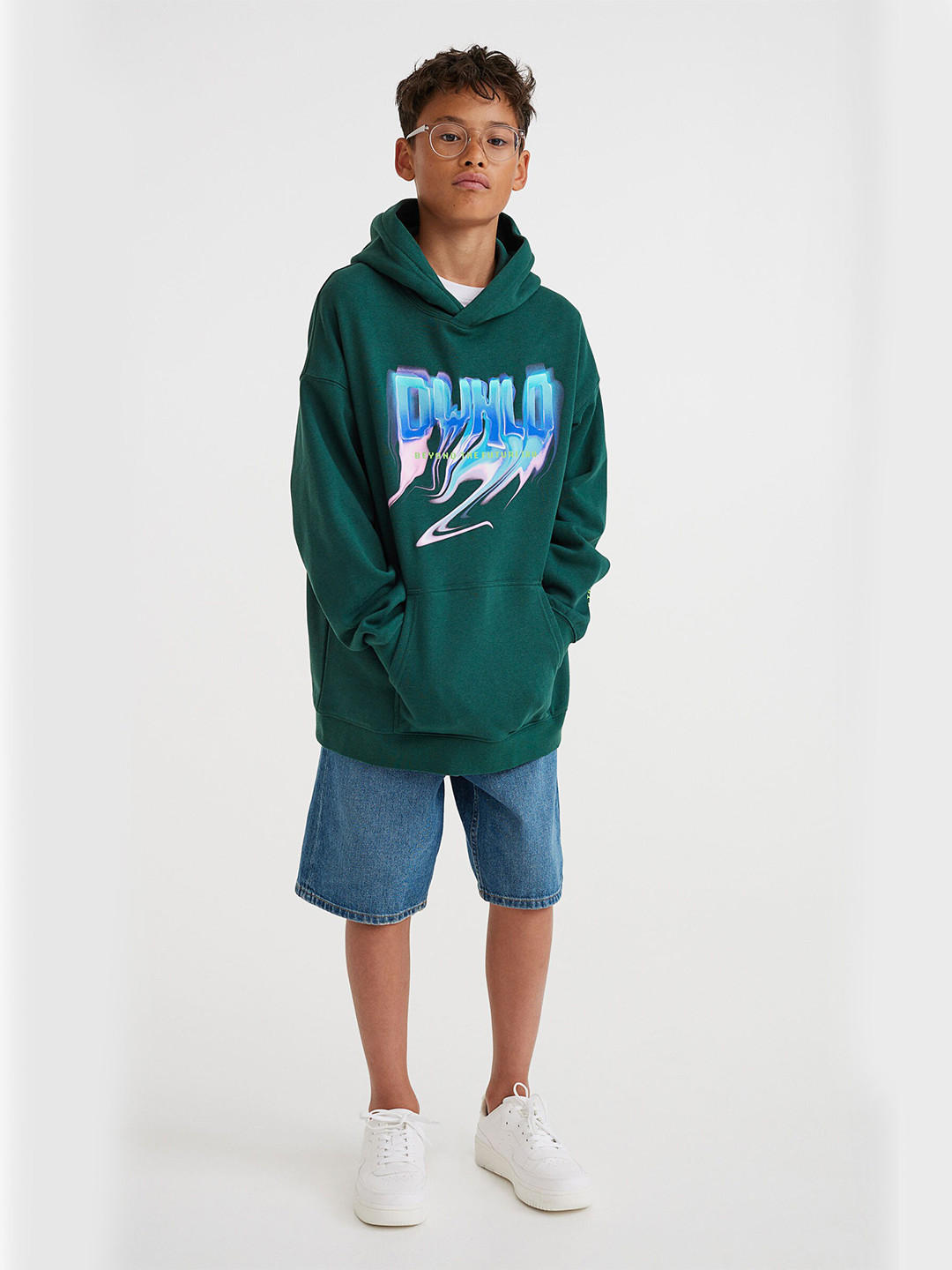 

H&M Boys Green & Blue Printed Oversized Hoodie