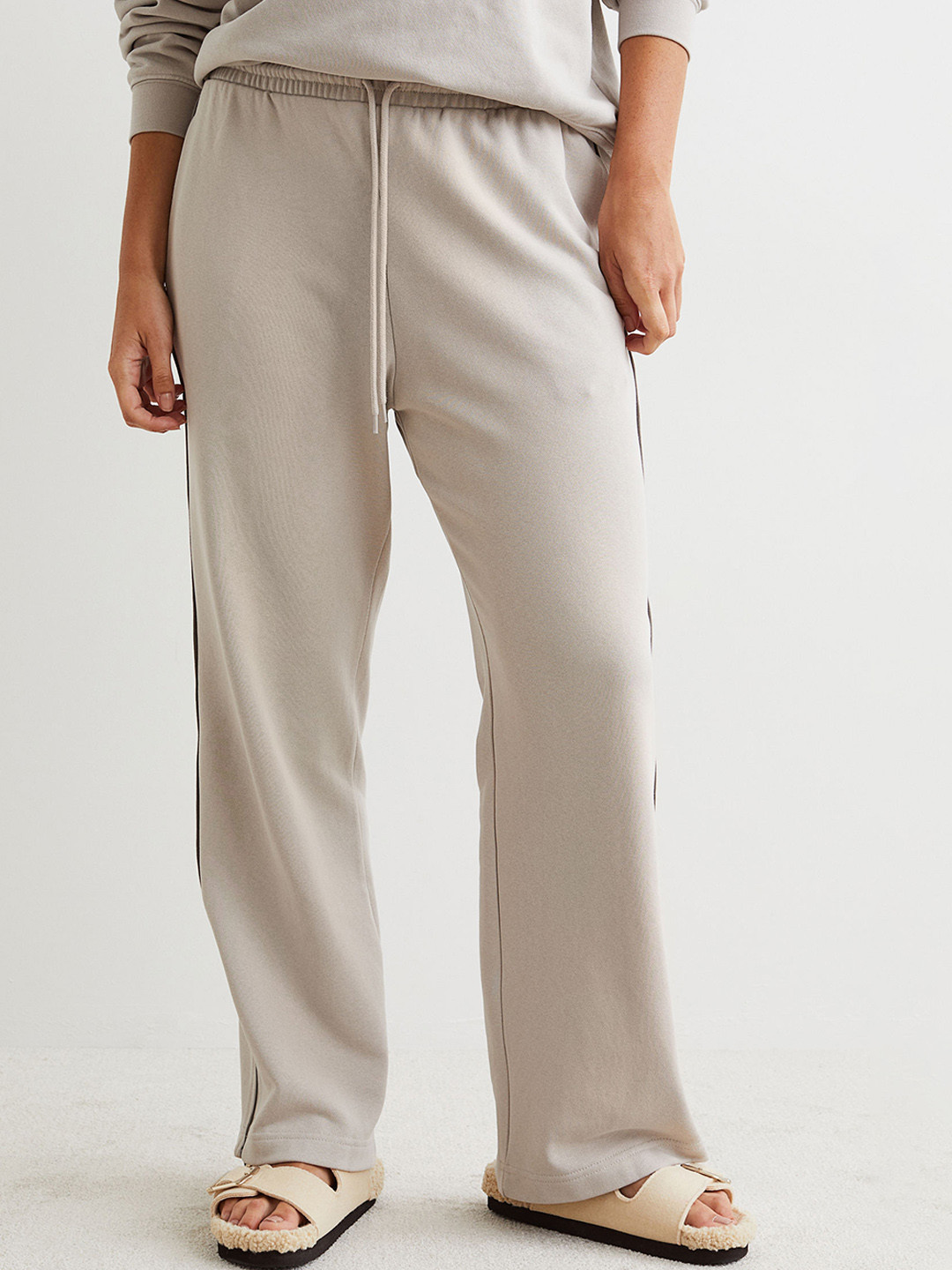 

H&M Women Grey Wide Sweatpants
