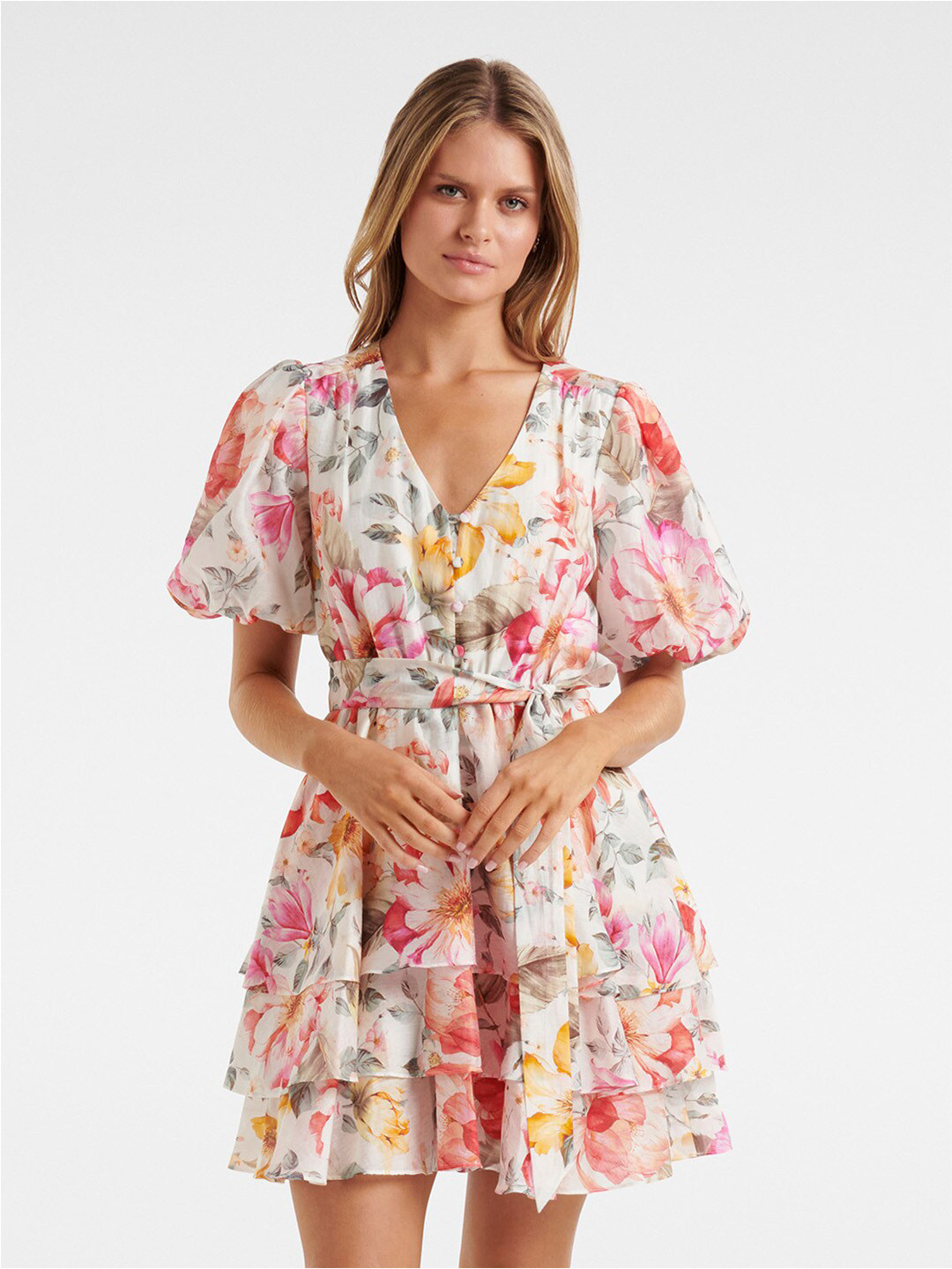 

Forever New Pink & White Floral Dress