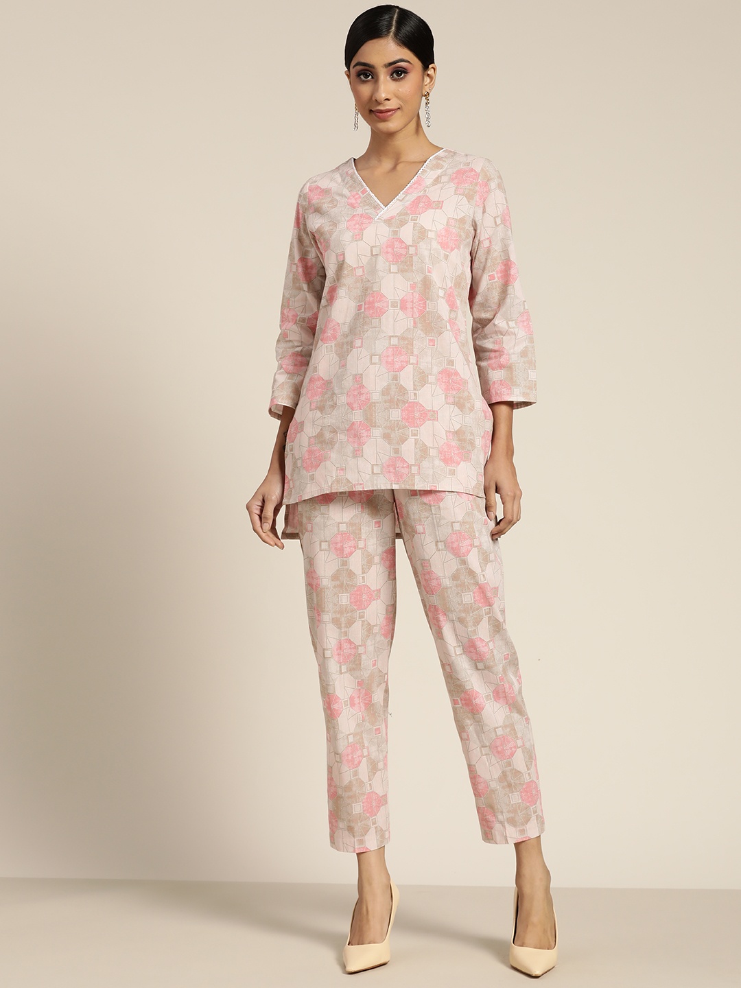 

Shae by SASSAFRAS Pink Geometric Printed Sustainable Top With Straight Trousers
