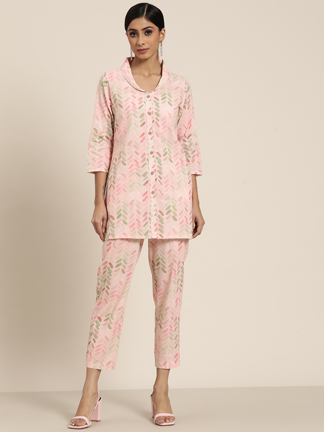 

Shae by SASSAFRAS Pink Chevron Printed Tunic With Straight Trousers