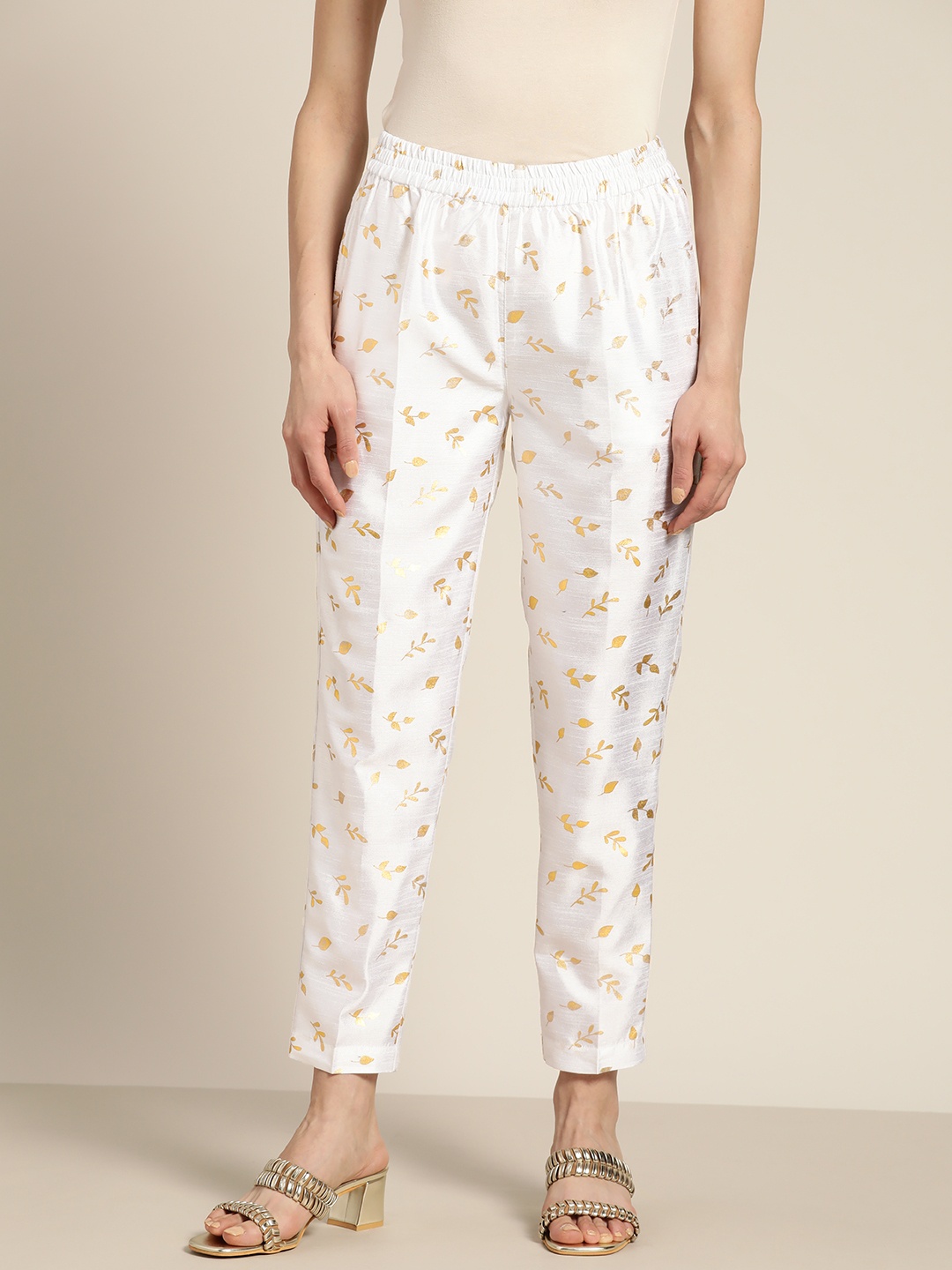 

Shae by SASSAFRAS Women White Floral Printed Trousers