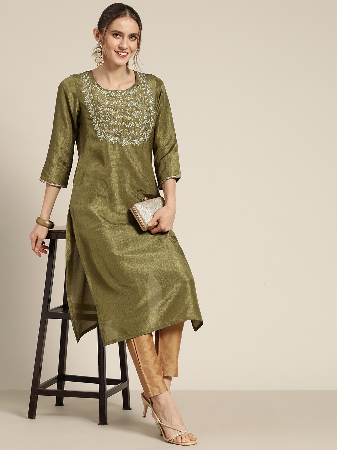 

Shae by SASSAFRAS Women Olive Green Floral Yoke Design Chanderi Silk Kurta