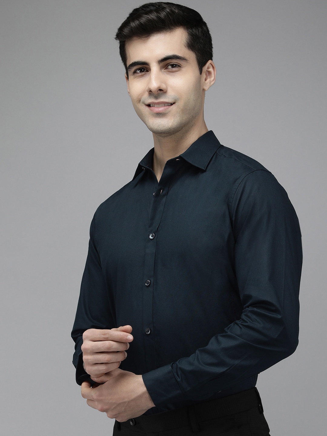 

THE BEAR HOUSE Men Navy Blue Slim Fit Cotton Formal Shirt