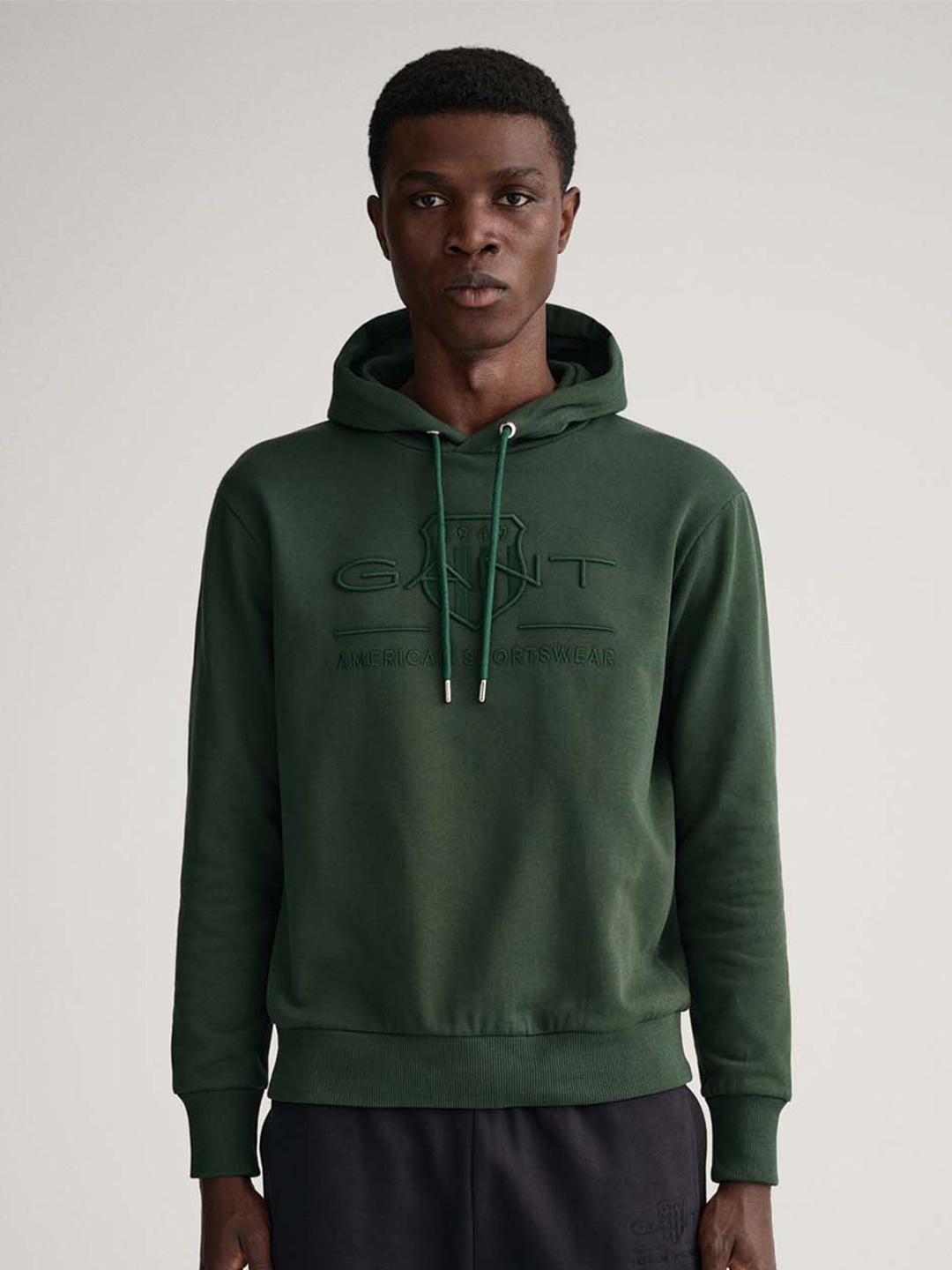 

GANT Men Green Embroidered Hooded Sweatshirt