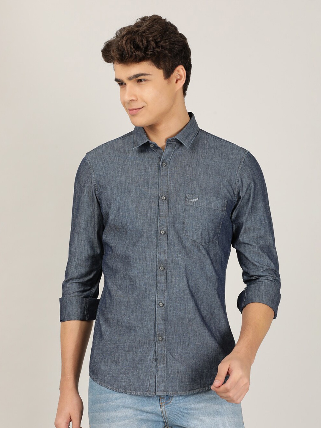 

Crocodile Men Grey Classic Slim Fit Casual Shirt