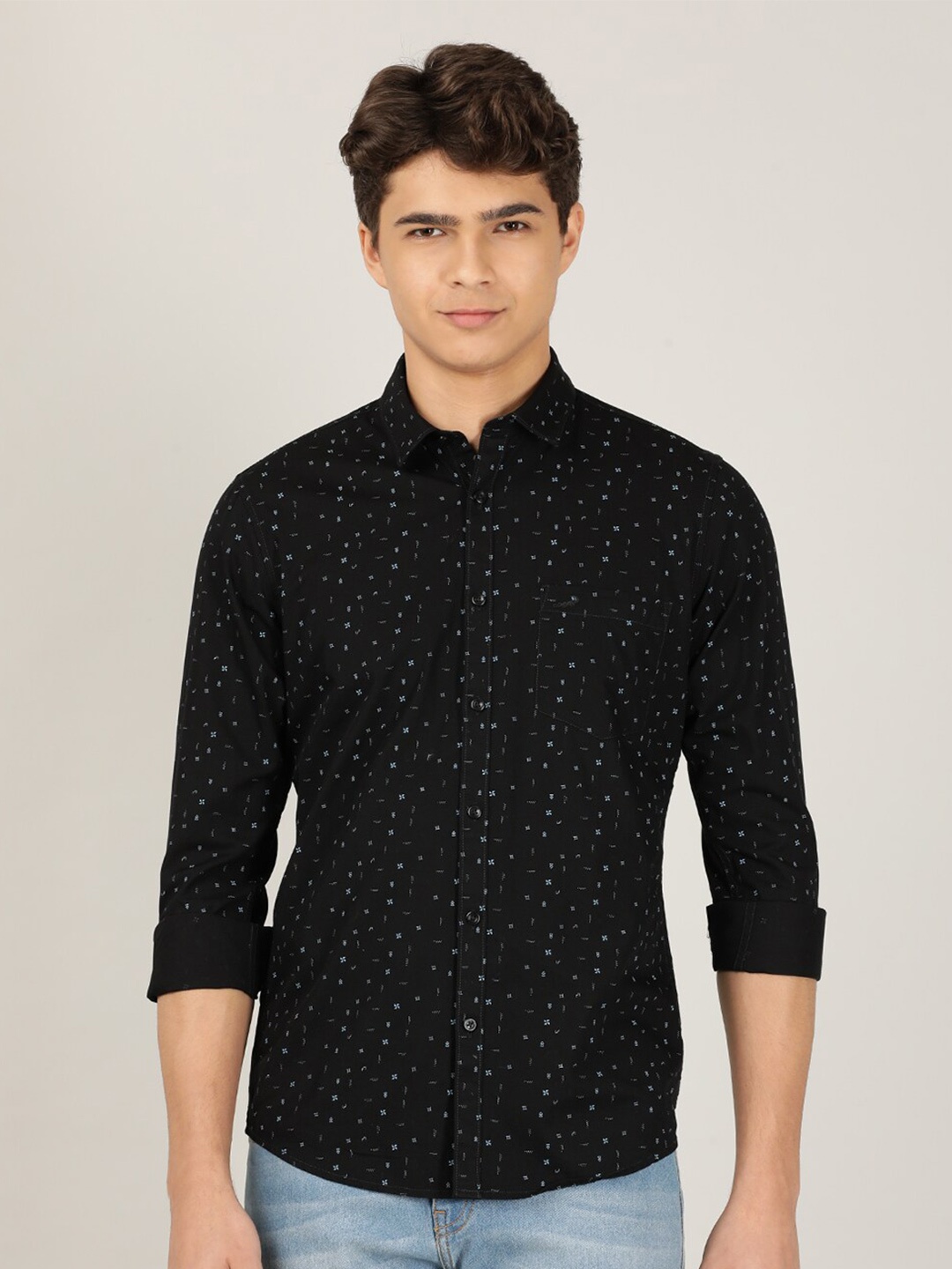 

Crocodile Men Black Classic Slim Fit Printed Casual Shirt