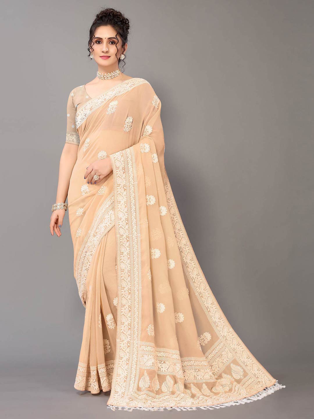 

HRITIKA Cream-Coloured & White Floral Chikankari Pure Georgette Saree