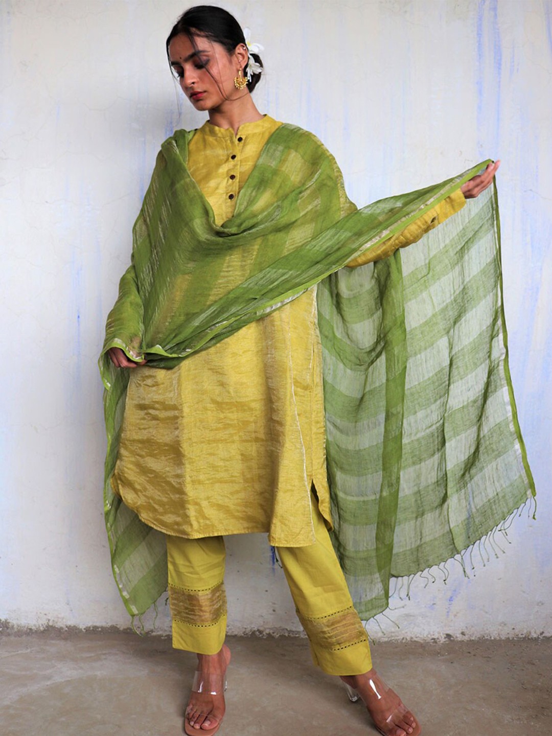 

Chidiyaa Green Pure Cotton Dupatta