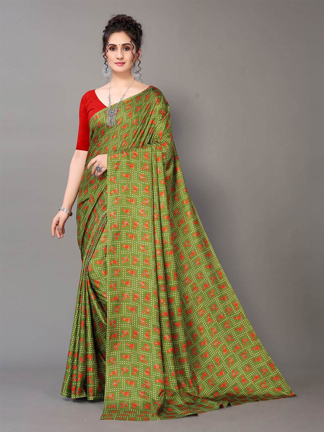 

HRITIKA Green & Red Floral Art Silk Mysore Silk Saree