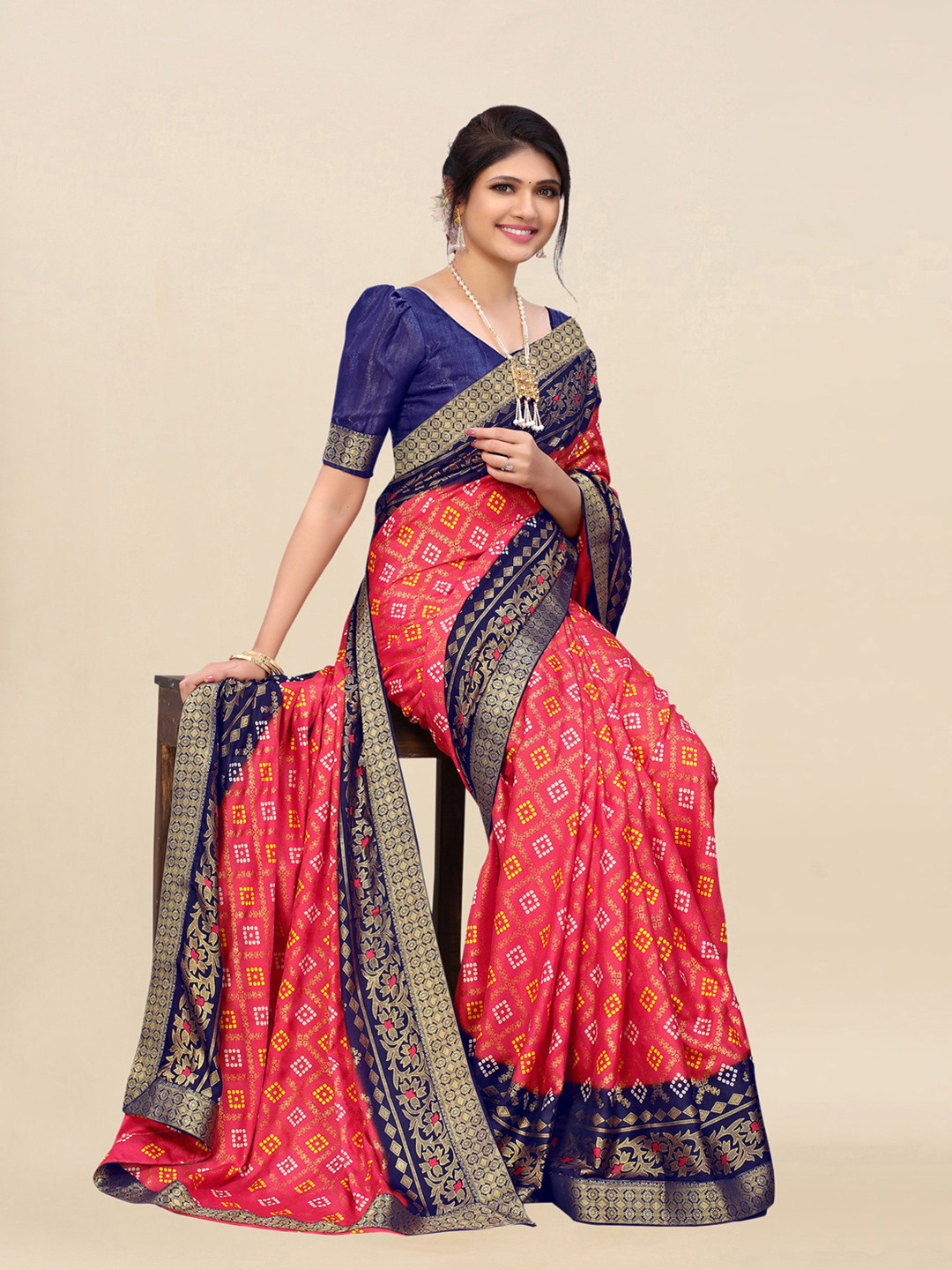 

Satrani Pink & Navy Blue Bandhani Silk Blend Bandhani Saree