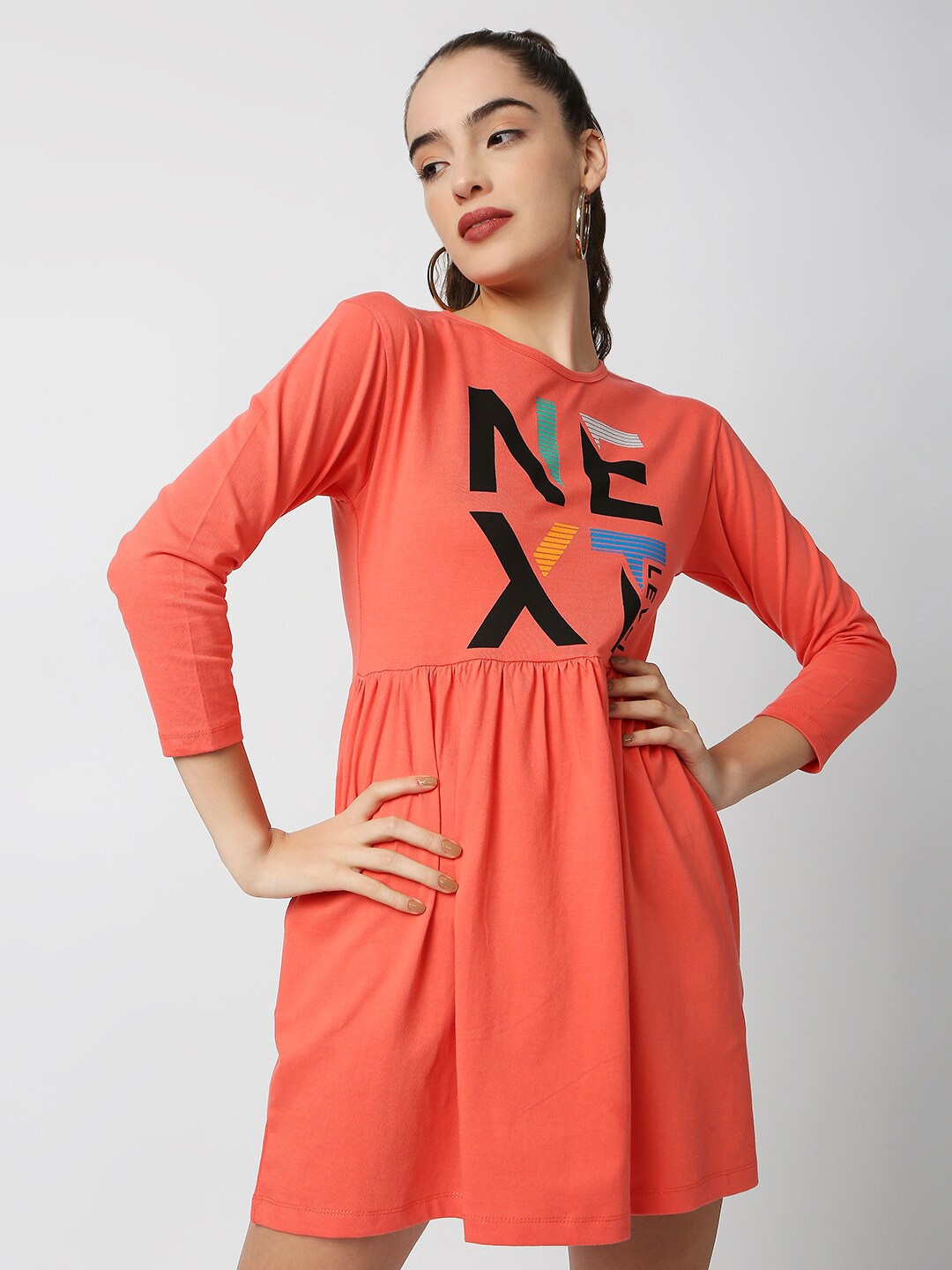 

Blamblack Coral Printed Round Neck Long Sleeves Dress