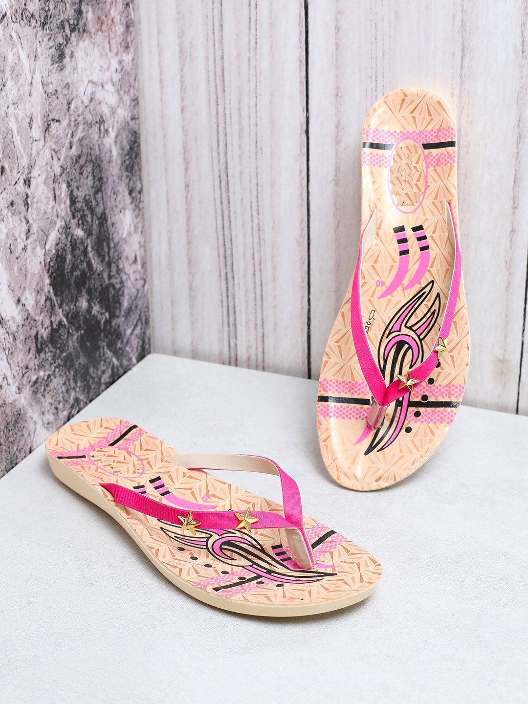 

FABBMATE Women Pink Printed Flats