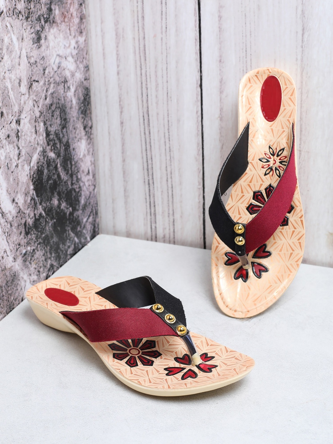 

FABBMATE Women Red Flats