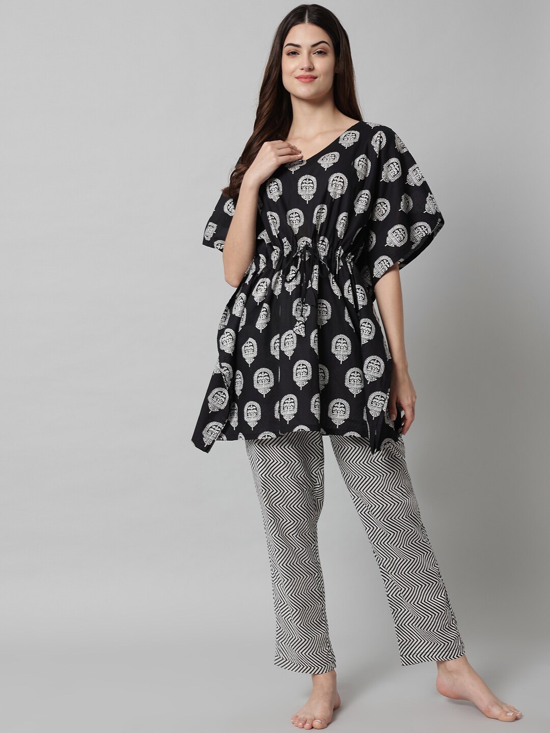 

SEPHANI Women Black & Grey Printed Cotton Night suit