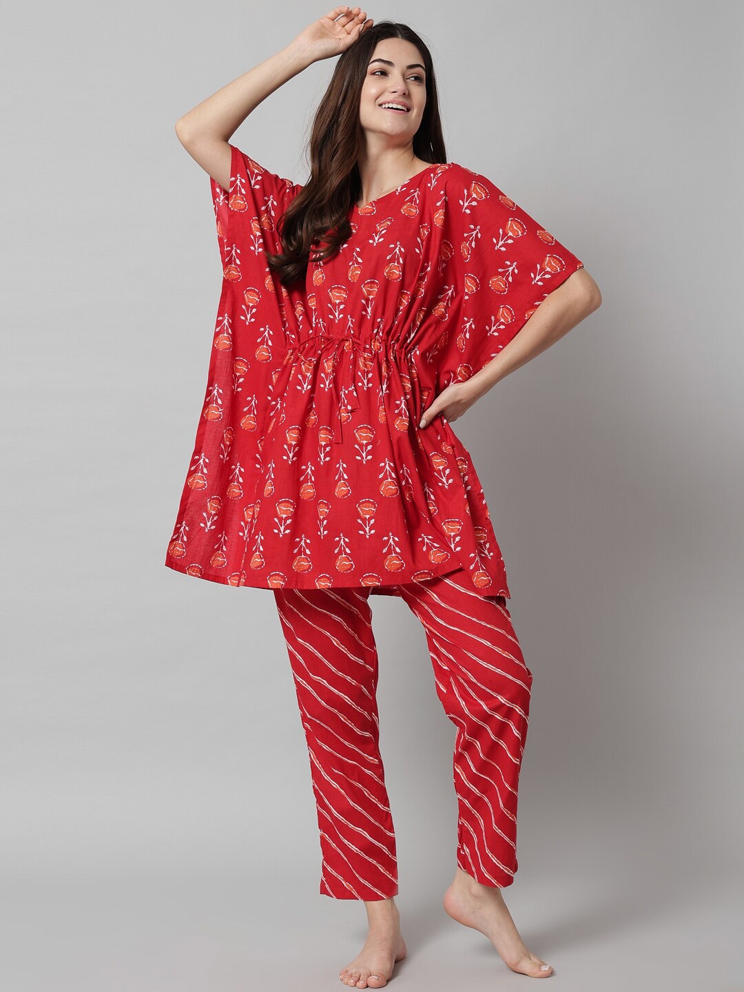 

SEPHANI Women Red & Orange Printed Night suit