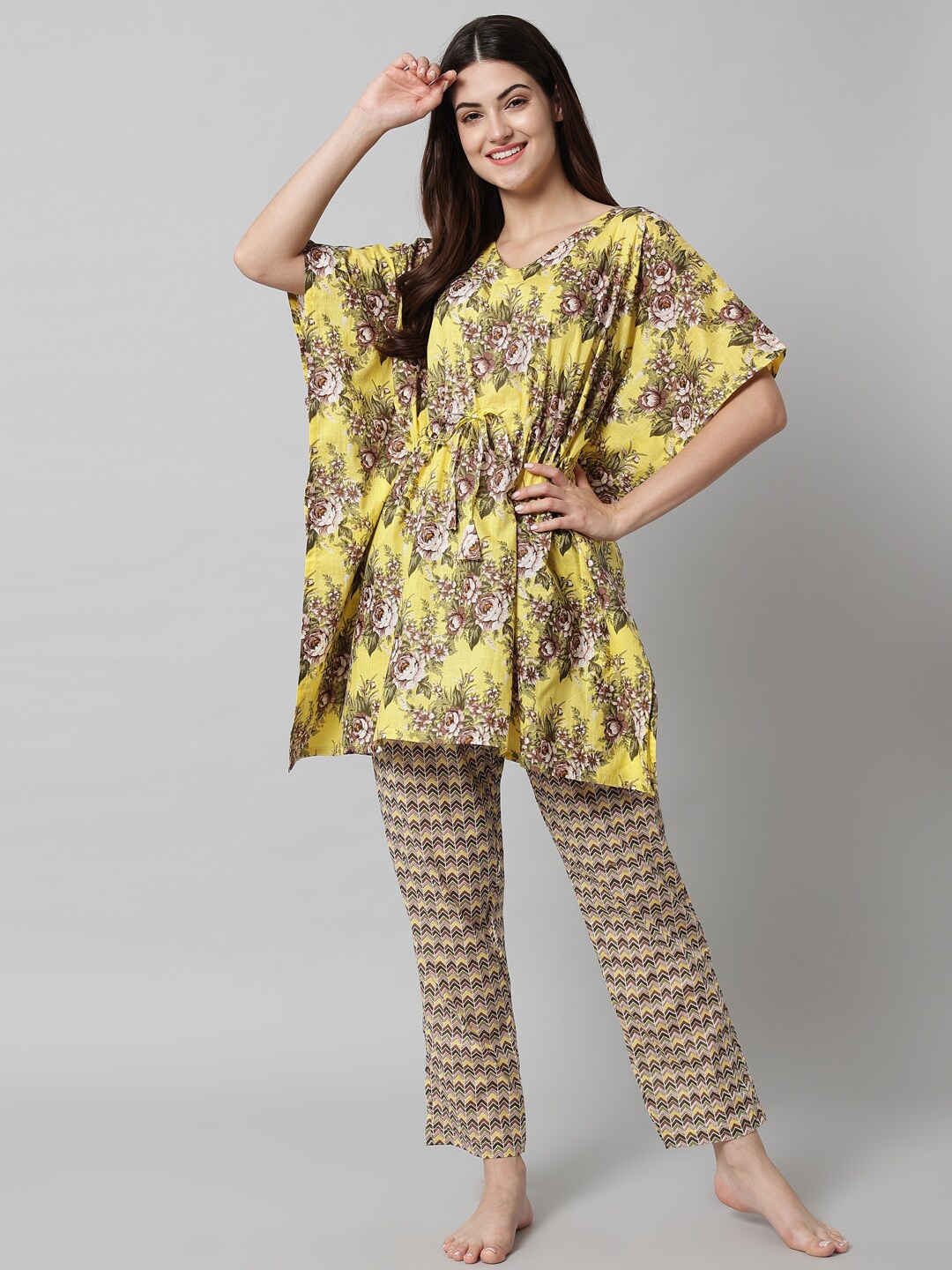 

SEPHANI Women Yellow Printed Kaftan Night suit