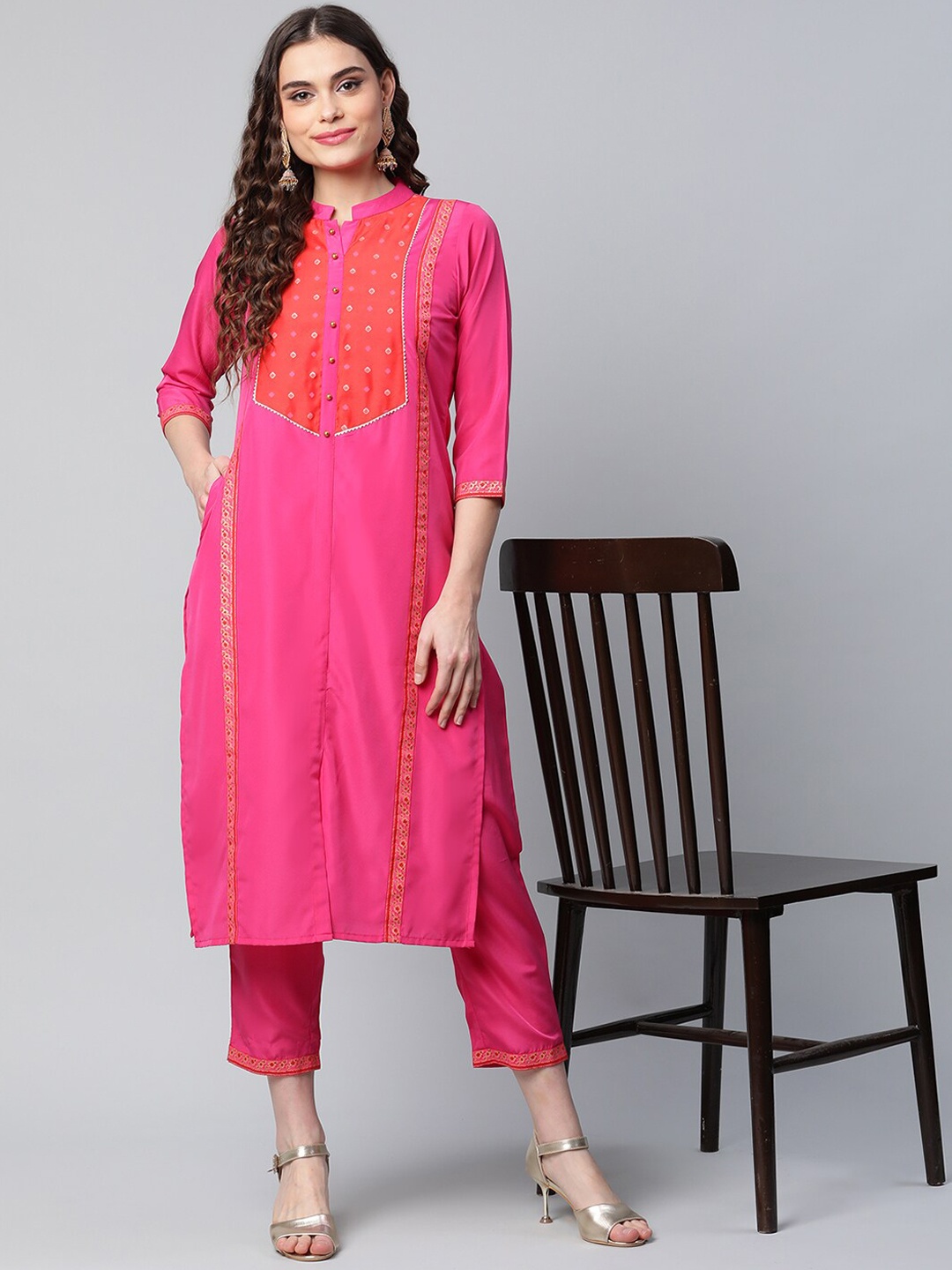 

Ahalyaa Women Pink Floral Striped Kurta with Trousers