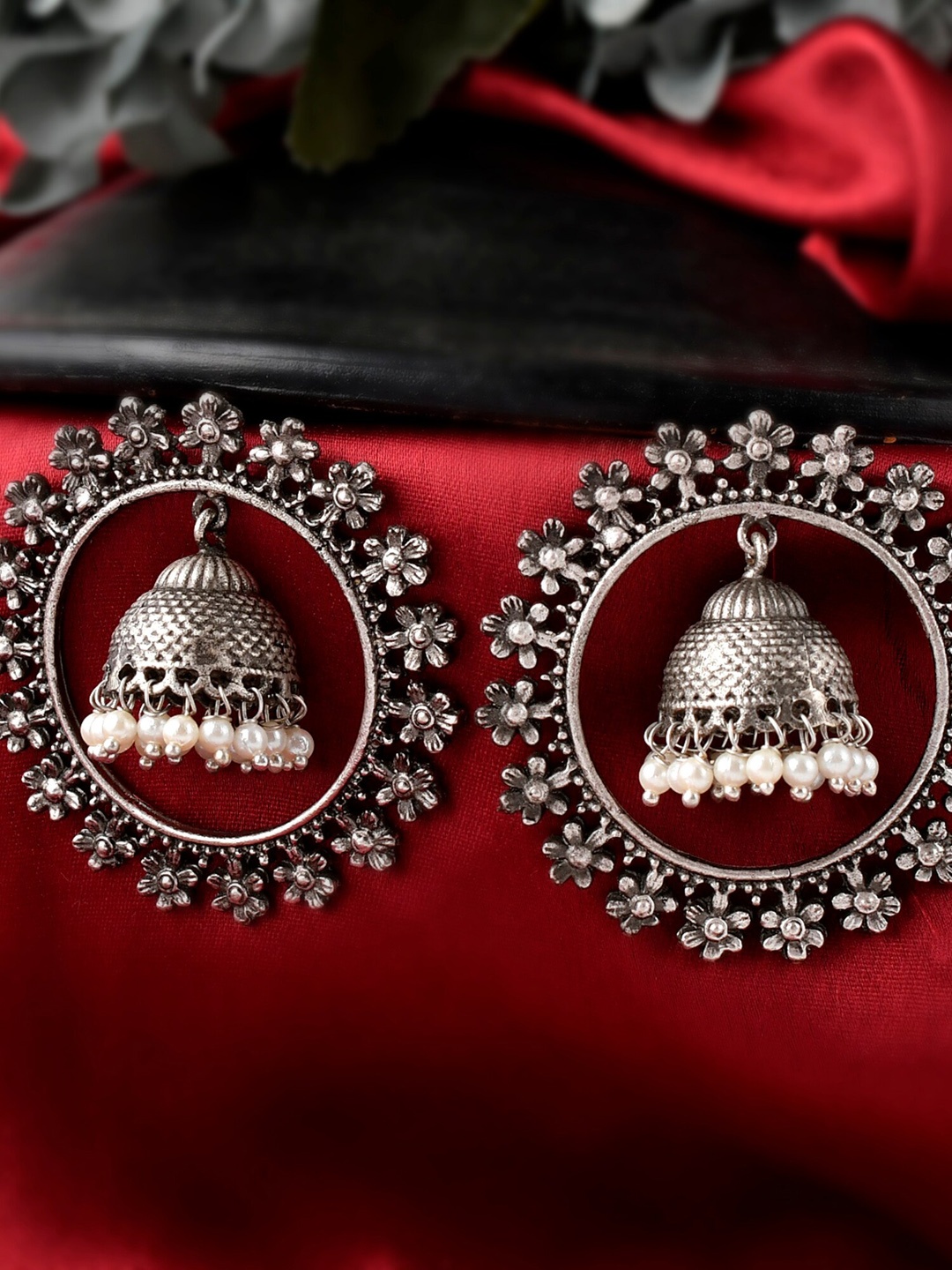 

DASTOOR Silver-Toned Circular Jhumkas Earrings