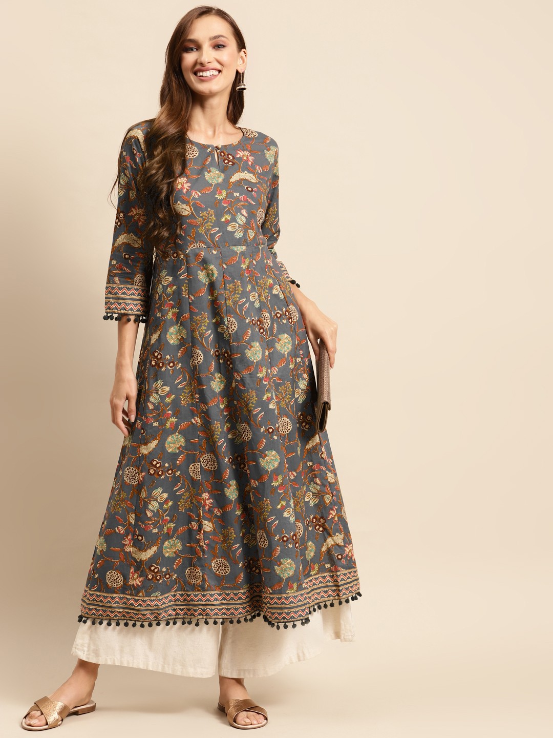 

Prakhya Women Grey & Red Floral Printed Cotton Anarkali Kurta