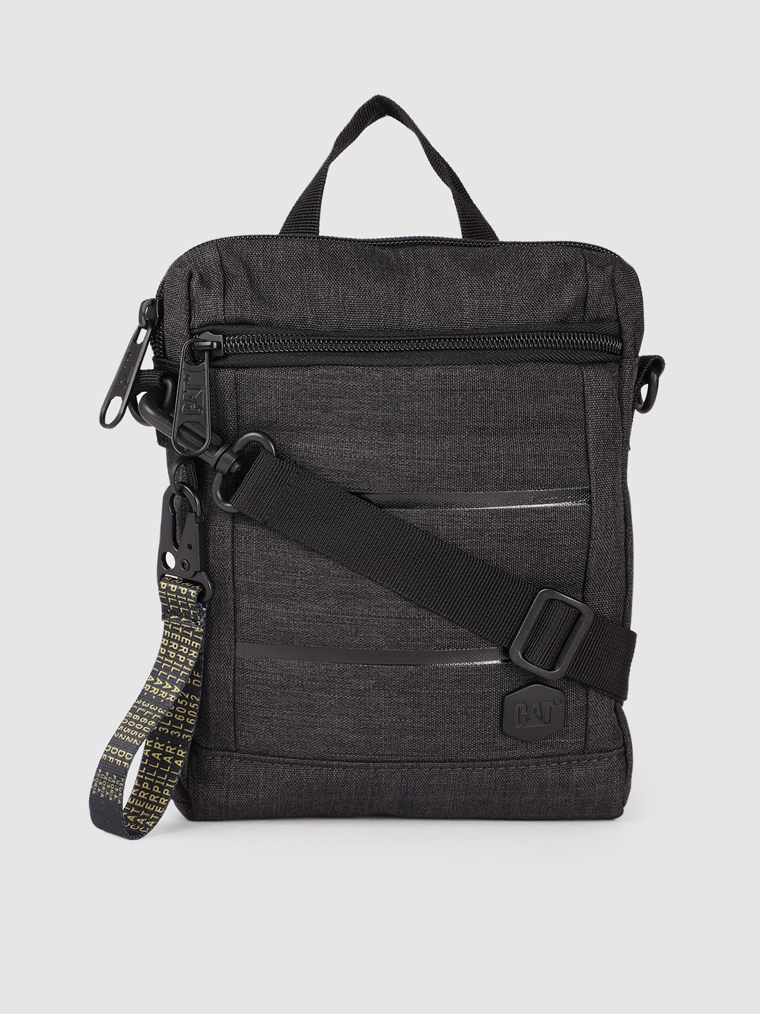 

CAT Unisex Black 2 Liter Utility Backpack