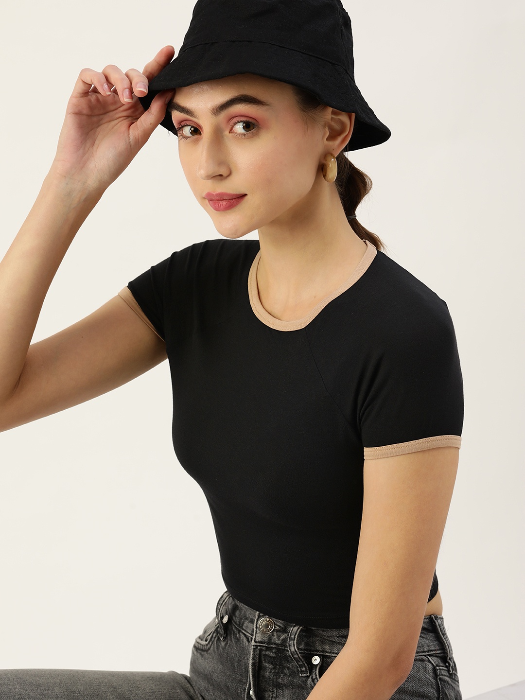 

DressBerry Women Black Crop T-shirt