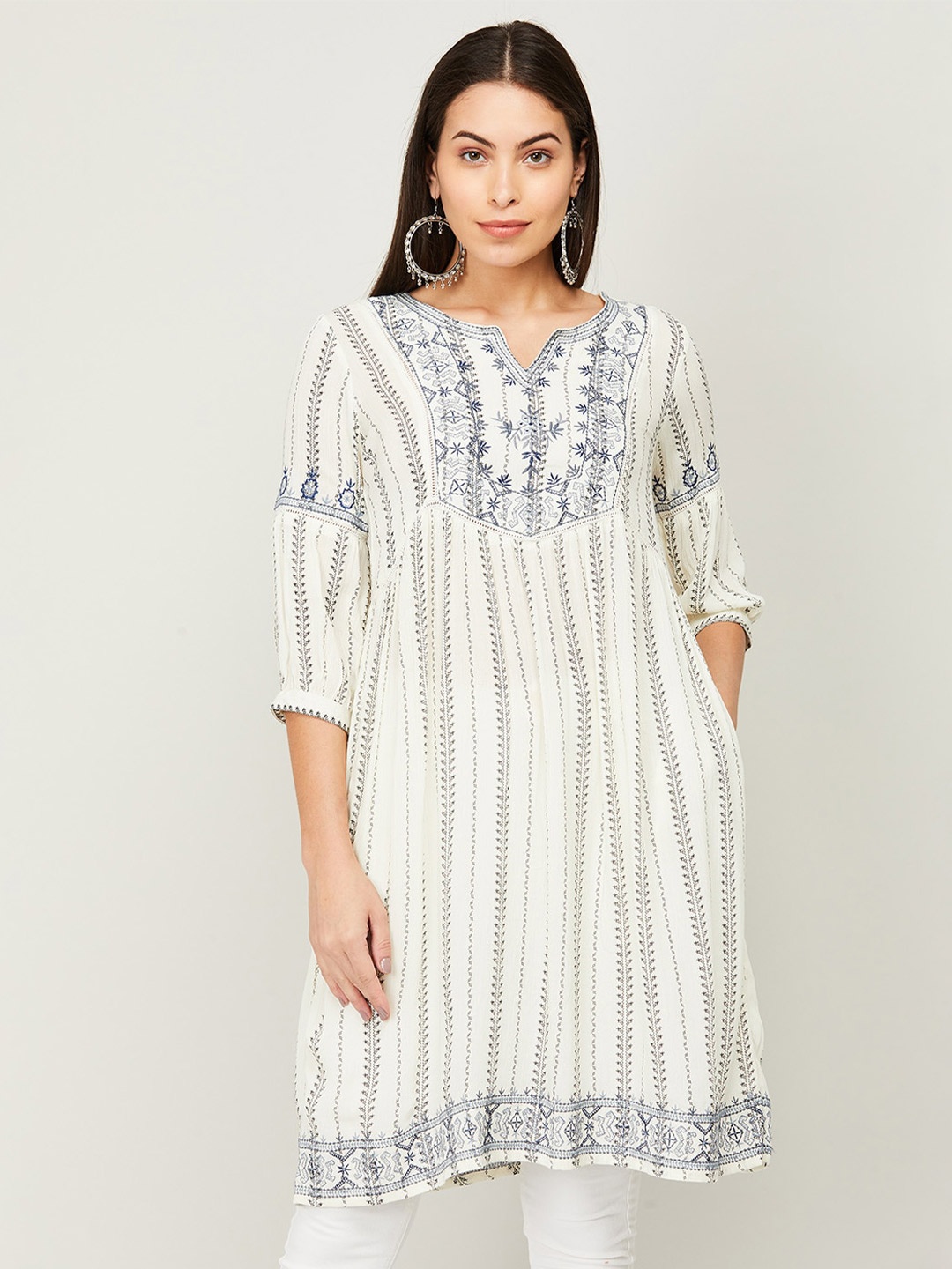 

Colour Me by Melange Women White & Black Printed Tunic