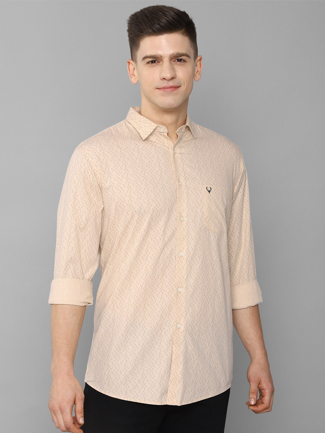 

Allen Solly Men Cream Printed Cotton Slim Fit Casual Shirt