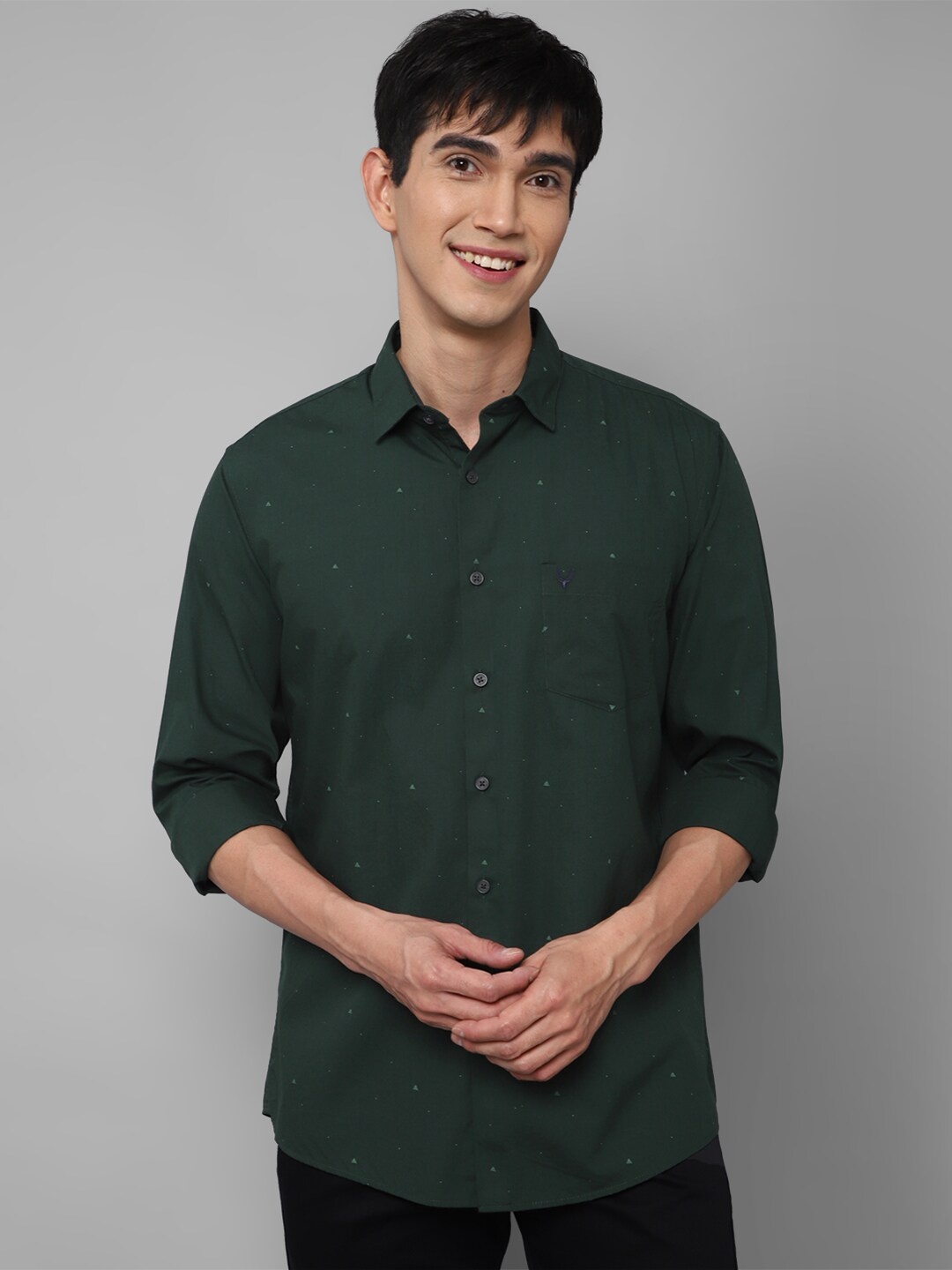 

Allen Solly Men Green Printed Cotton Slim Fit Casual Shirt
