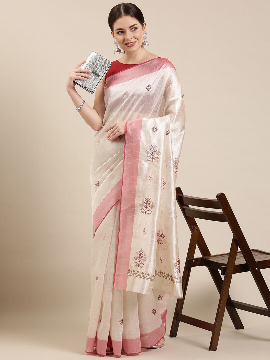 

The Chennai Silks Beige & Pink Embellished Embroidered Fusion Banarasi Saree