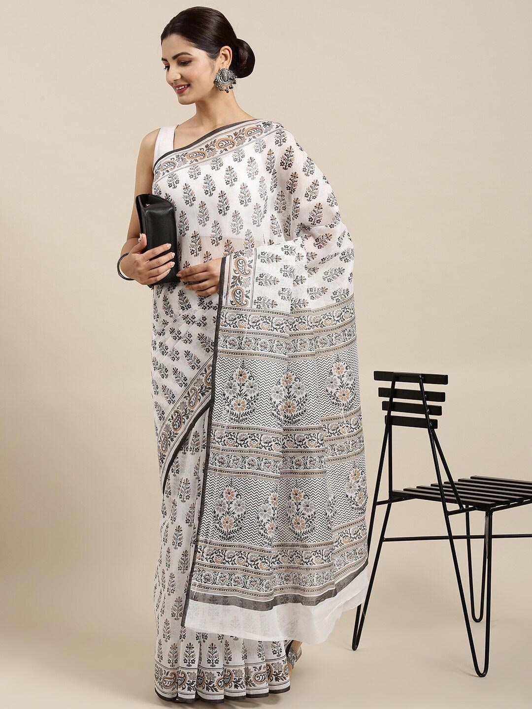 

The Chennai Silks White & Black Floral Pure Cotton Fusion Saree