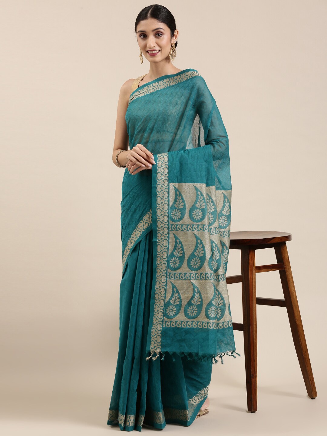 

The Chennai Silks Blue & Gold-Toned Floral Zari Pure Cotton Saree