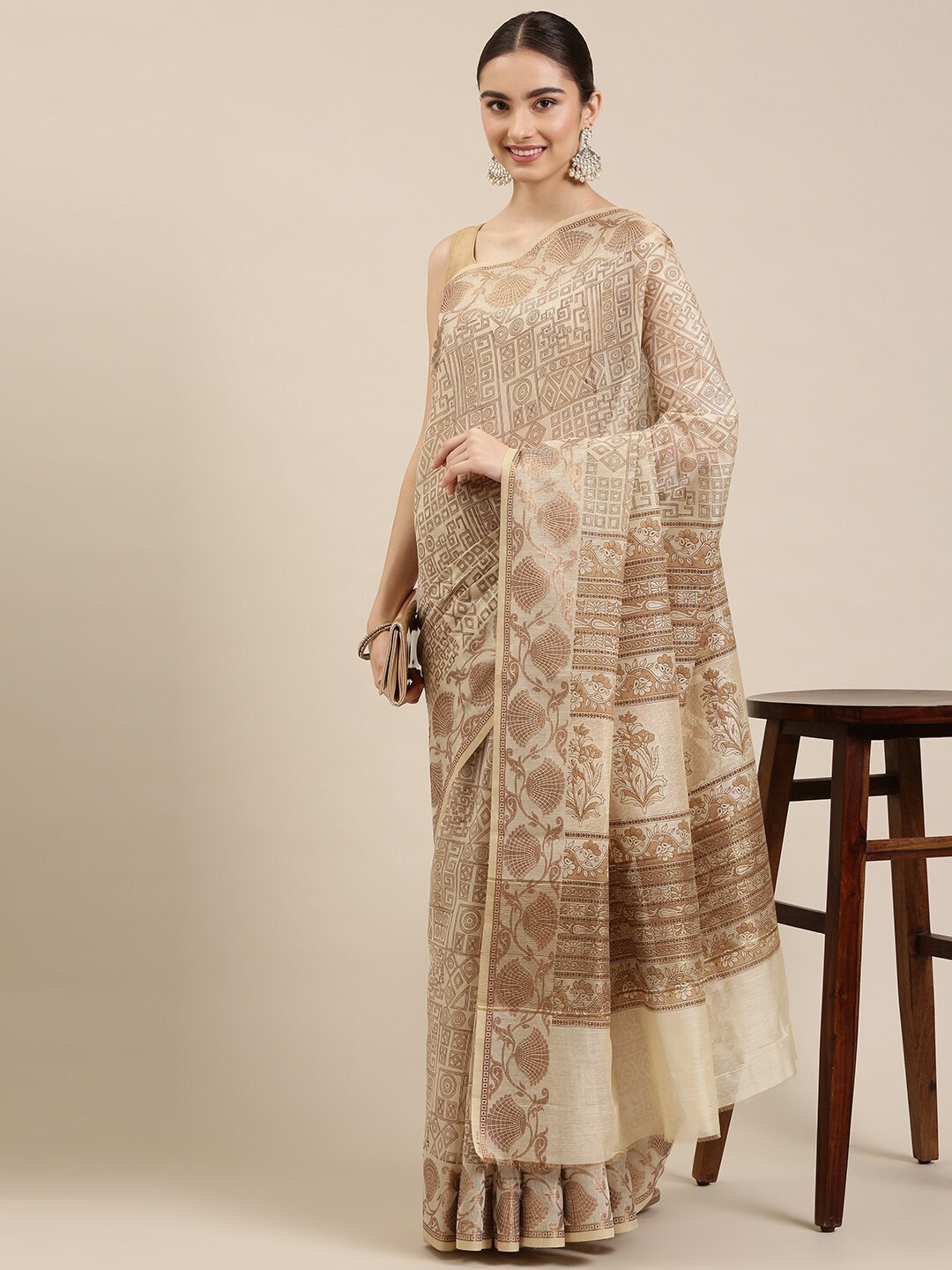 

The Chennai Silks Beige & Cream-Coloured Floral Pure Cotton Fusion Chanderi Saree