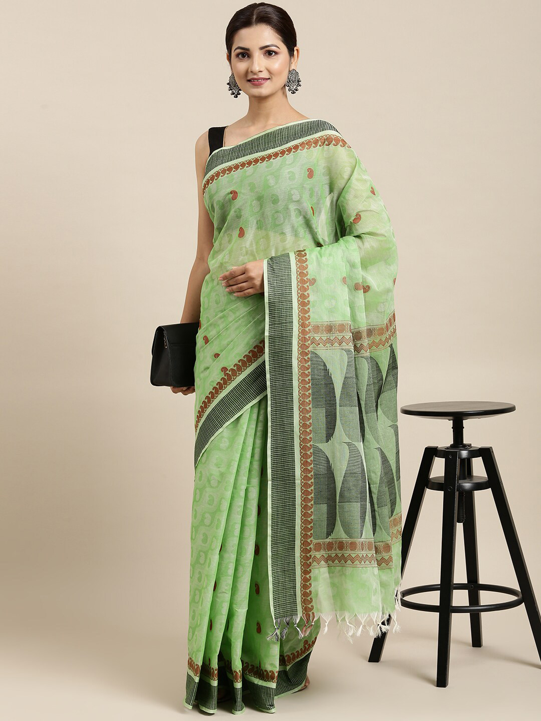 

The Chennai Silks Green & Brown Paisley Pure Cotton Saree