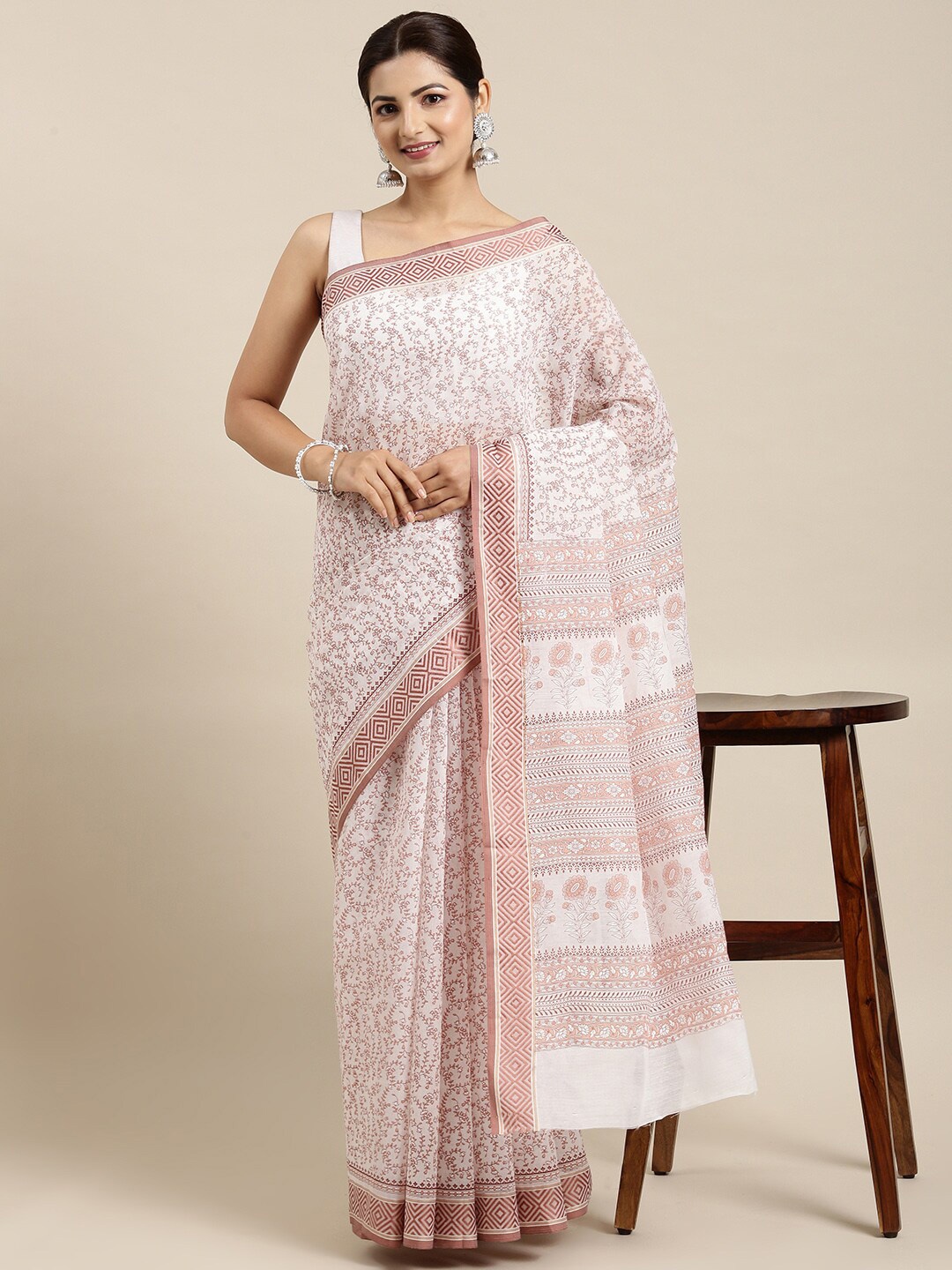 

The Chennai Silks White Floral Pure Cotton Fusion Saree