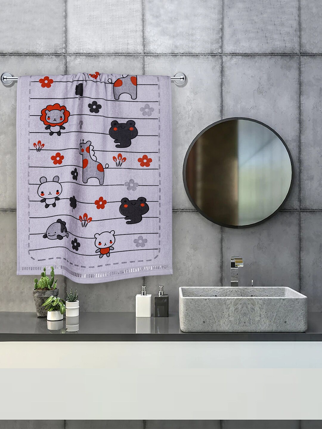 

RANGOLI Kids Grey Printed Cotton Bath Towels