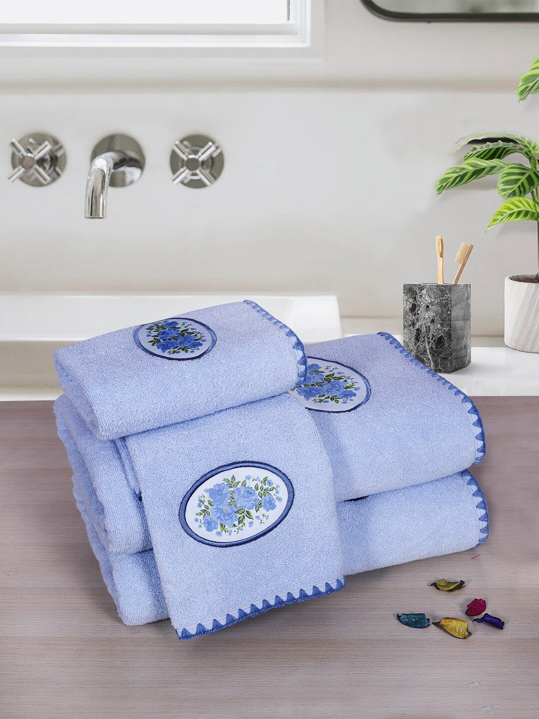 

RANGOLI Set of 2 Bath Towels 2 Hand Towels Blue Solid Pure Cotton 500 GSM Towel Set