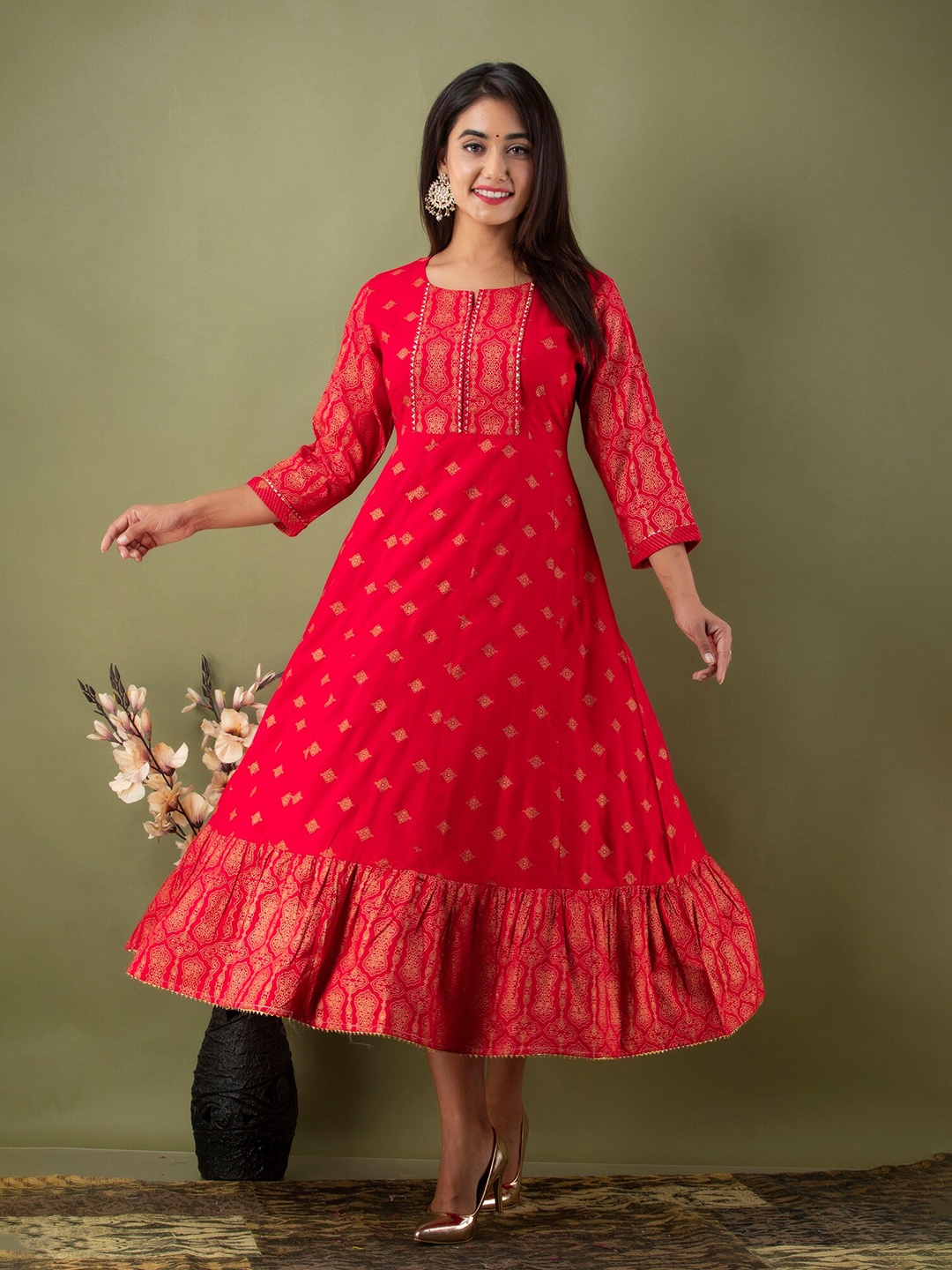 

EtnicaWear Women Red Ethnic Motifs Printed Anarkali Kurta