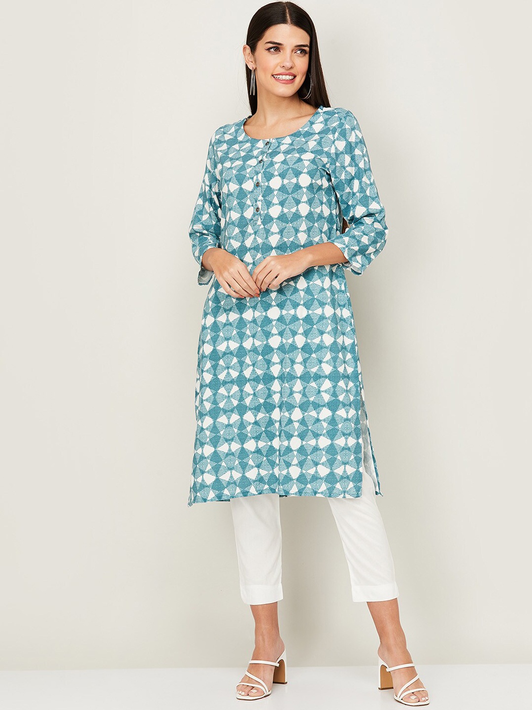 

Melange by Lifestyle Women Blue & White Geometric Printed Kurta