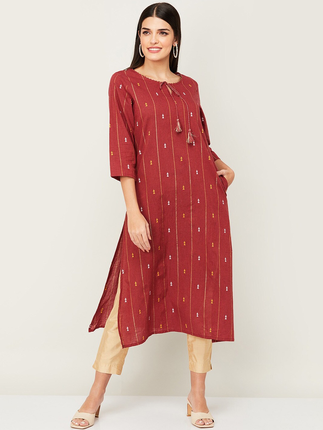 

Melange by Lifestyle Women Red Geometric Kurta