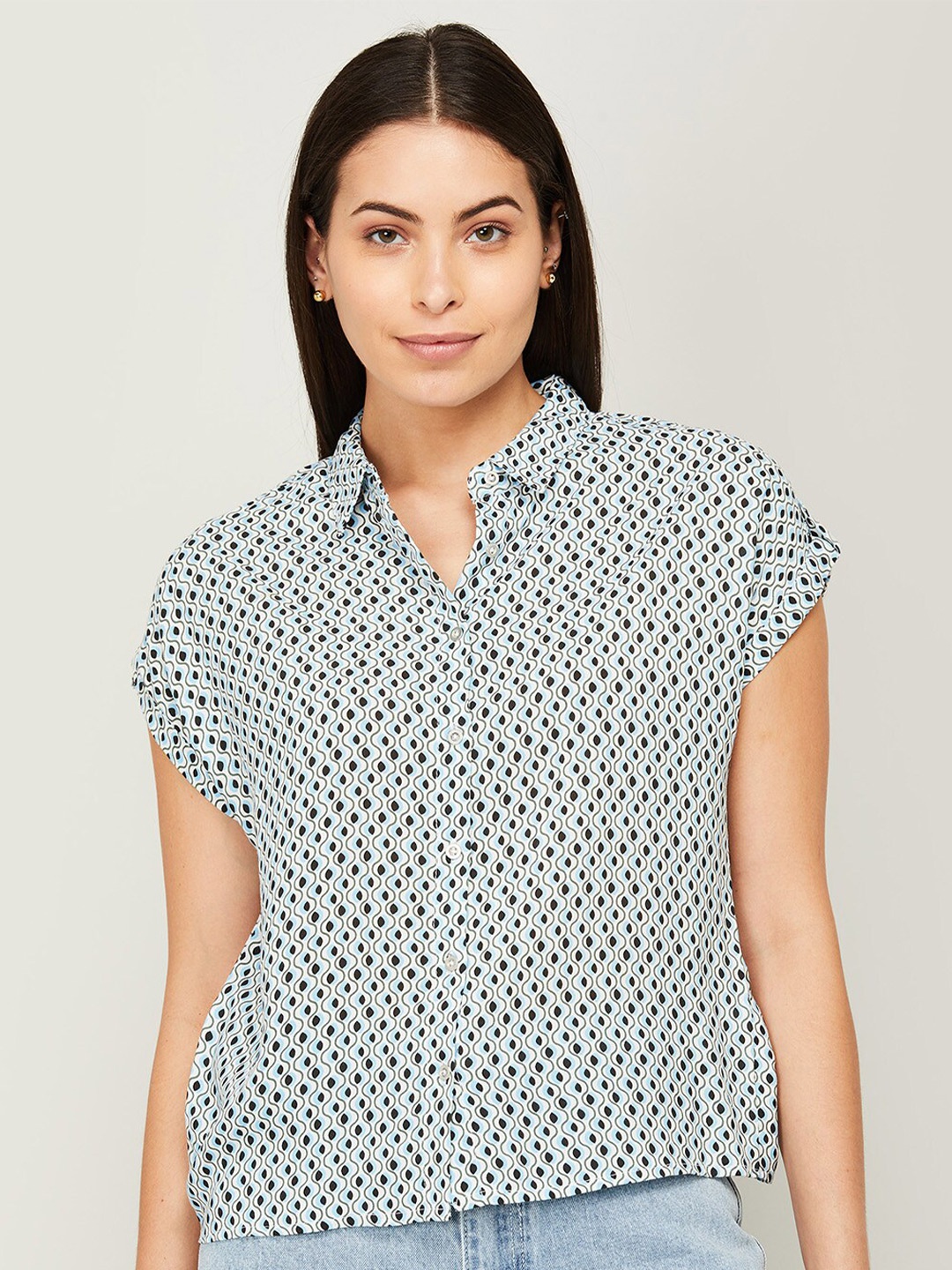 

Fame Forever by Lifestyle Women White Geometric Printed Extended Sleeves Shirt Style Top