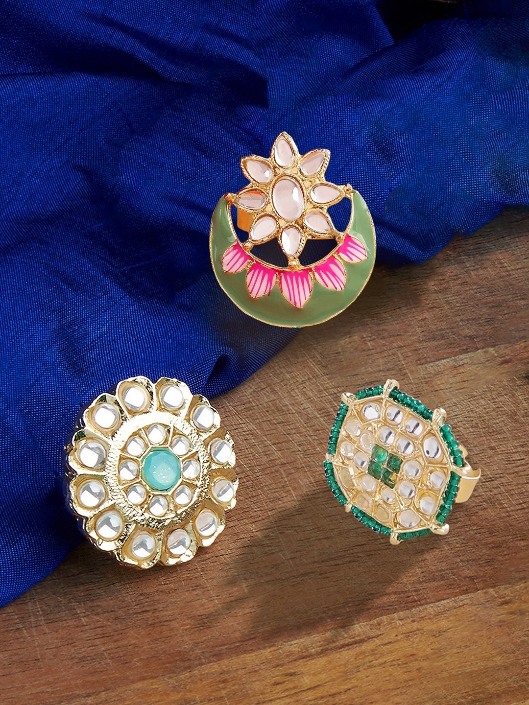 

Zaveri Pearls Set Of 3 Gold-Plated White Kundan-Studded & Beaded Finger Rings