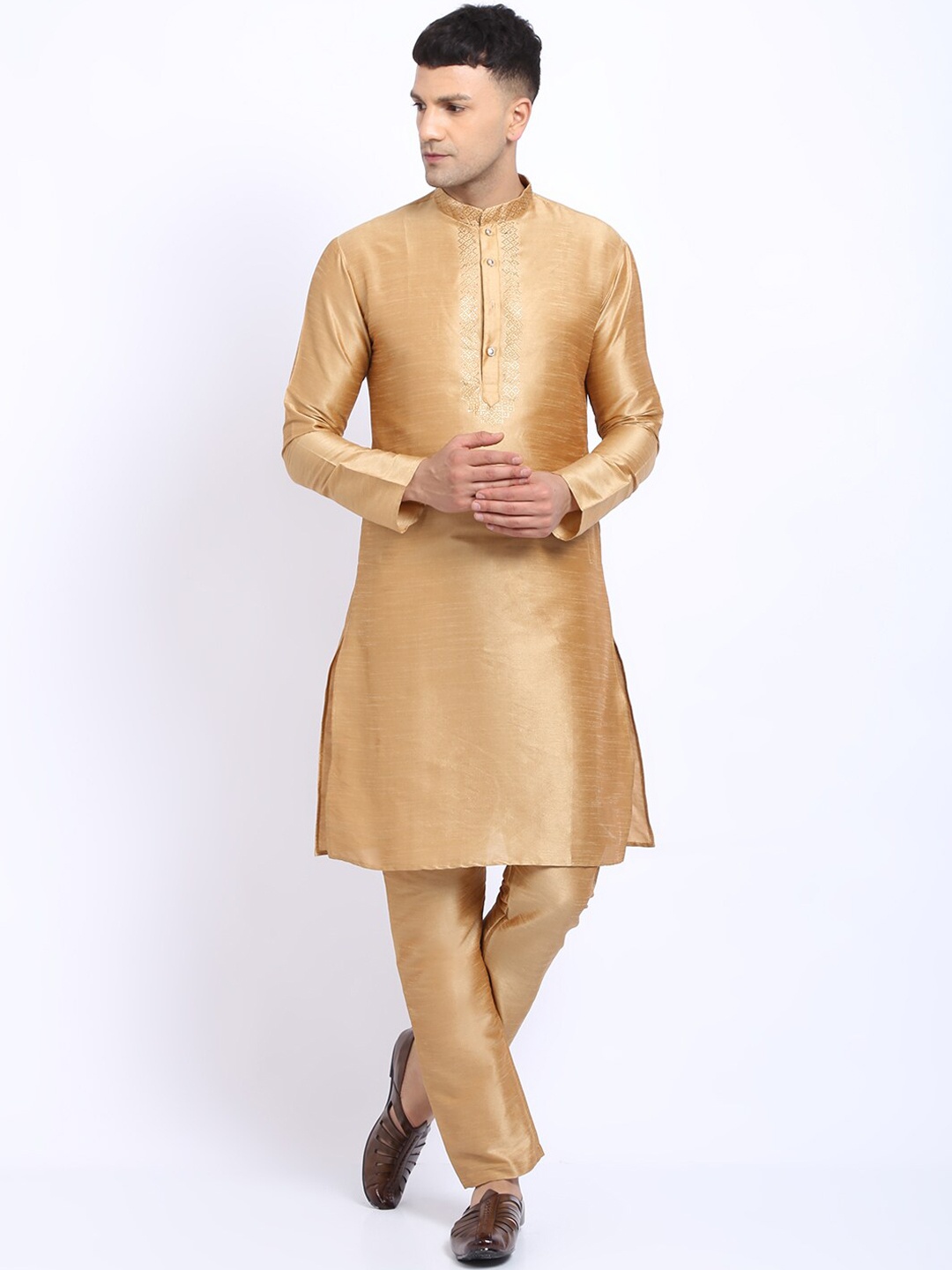 

TREEMODA Men Copper-Toned Raw Silk Kurta with Pyjamas