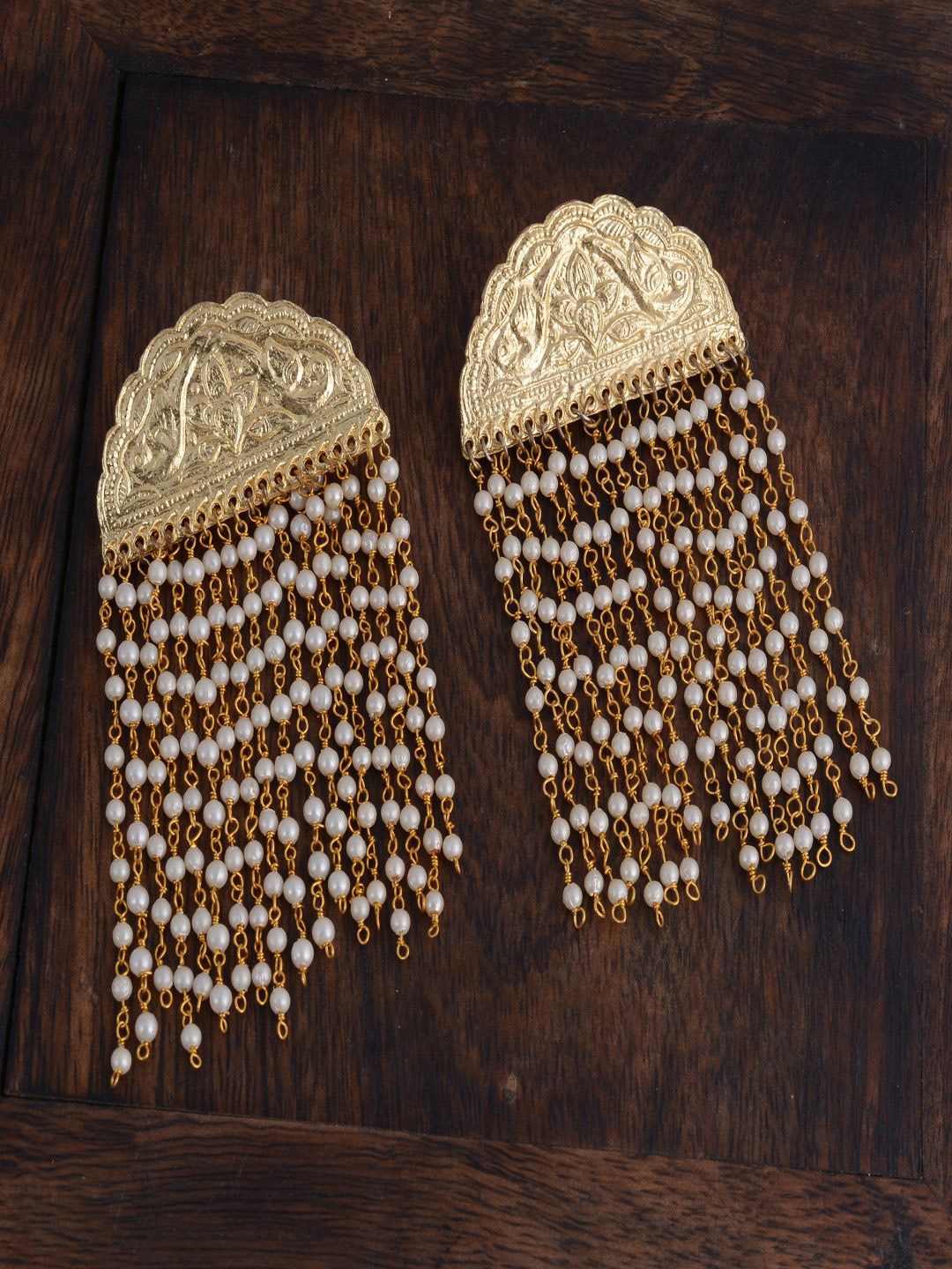 

kashwini Gold-Toned Contemporary Drop Earrings