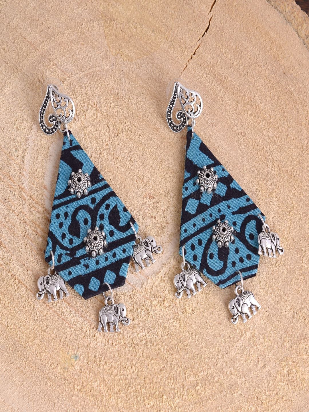 

kashwini Blue & Black Silver-Plated Contemporary Drop Earrings