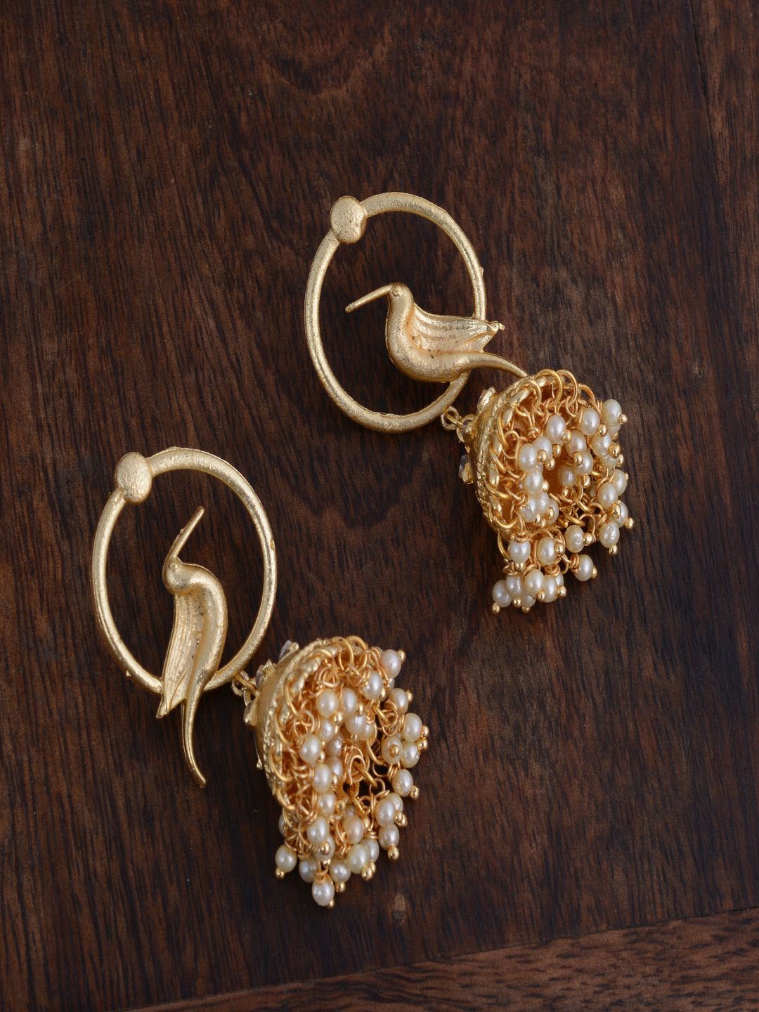 

kashwini White Gold-Plated Dome Shaped Jhumkas Earrings
