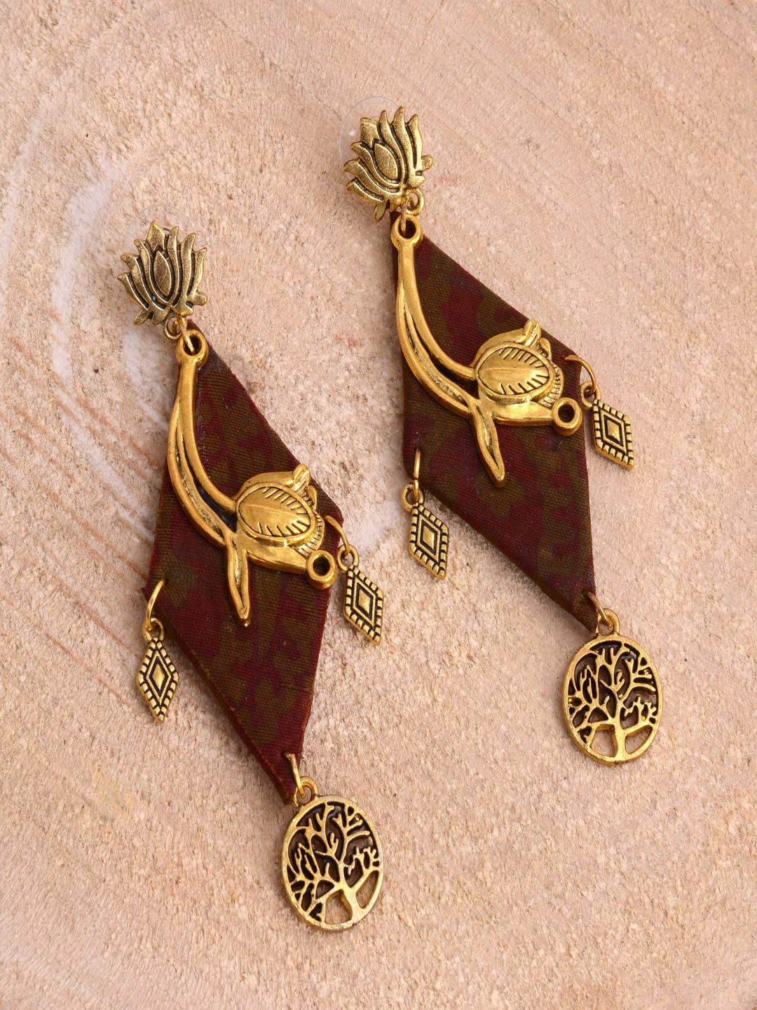 

kashwini Gold-Toned & Maroon Contemporary Drop Earrings